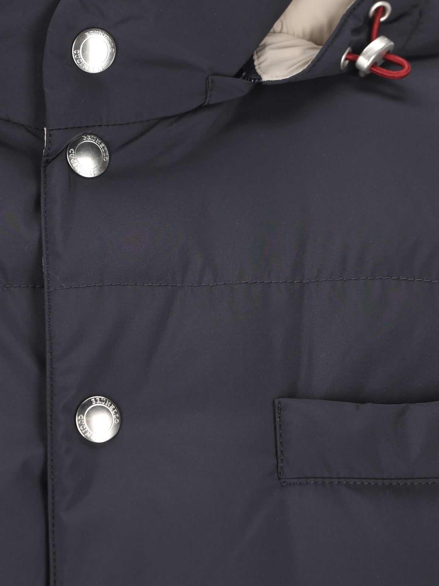 Gilet realizzato in poliestere. MV4081628 CIX44 BRUNELLO CUCINELLI 