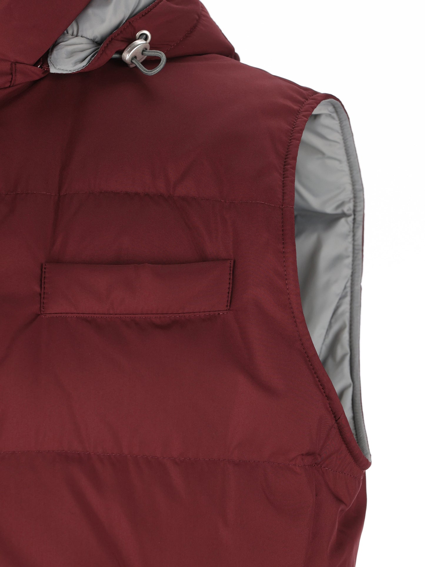 Gilet realizzato in poliestere. MV4081628 CWB13 BRUNELLO CUCINELLI 