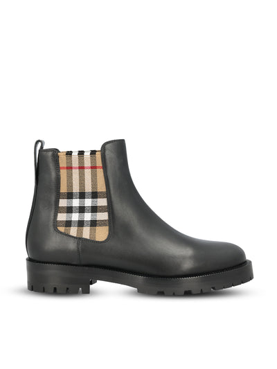 Stivaletti in pelle. 8042363 A1189 BURBERRY 