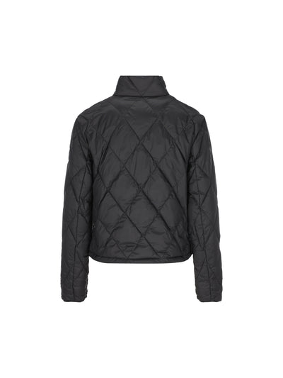 Giacca realizzata in poliammide. 8122570 A1189 BURBERRY 
