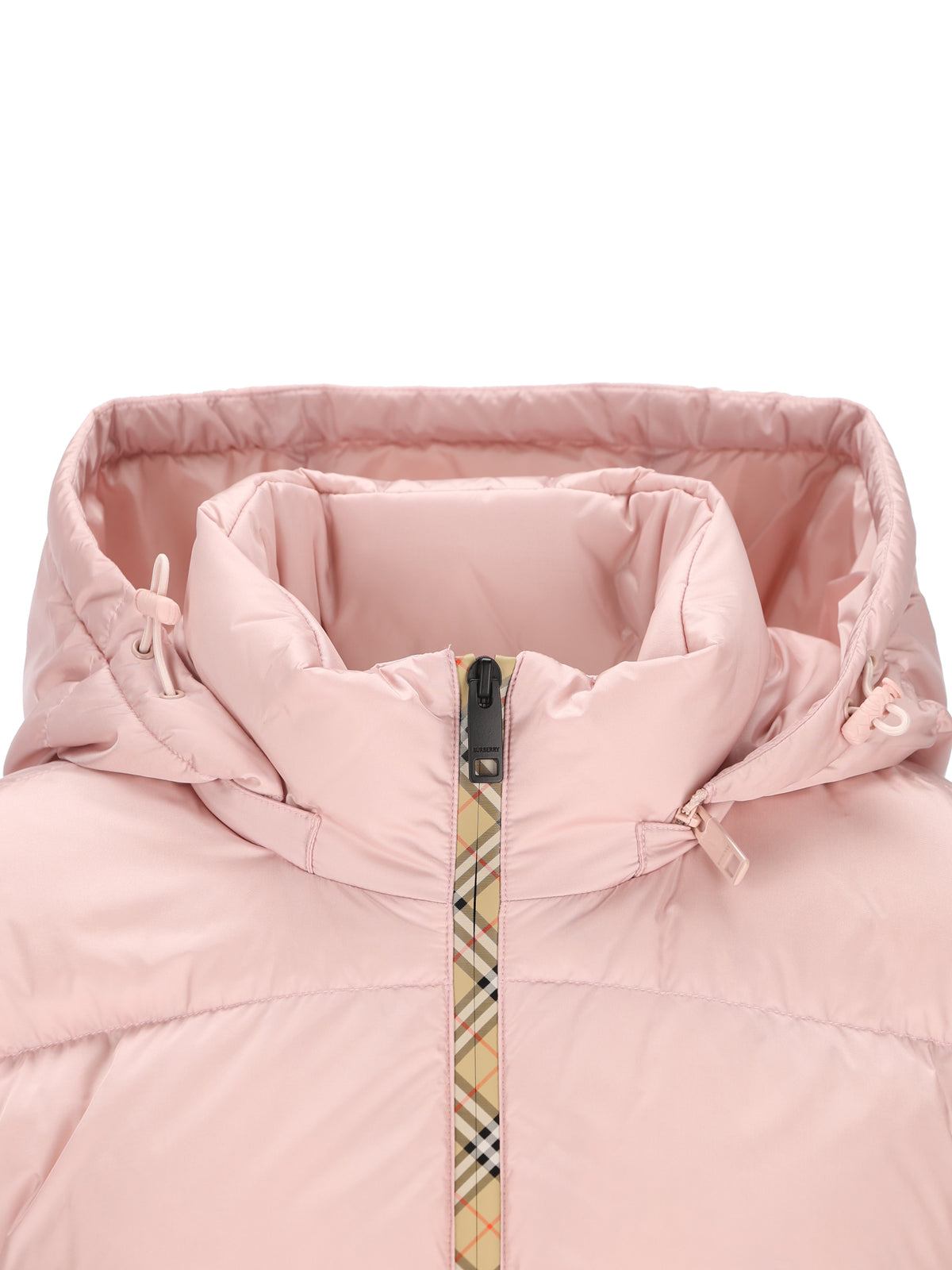 Piumino realizzato in poliammide. 8131356 C4016 BURBERRY 