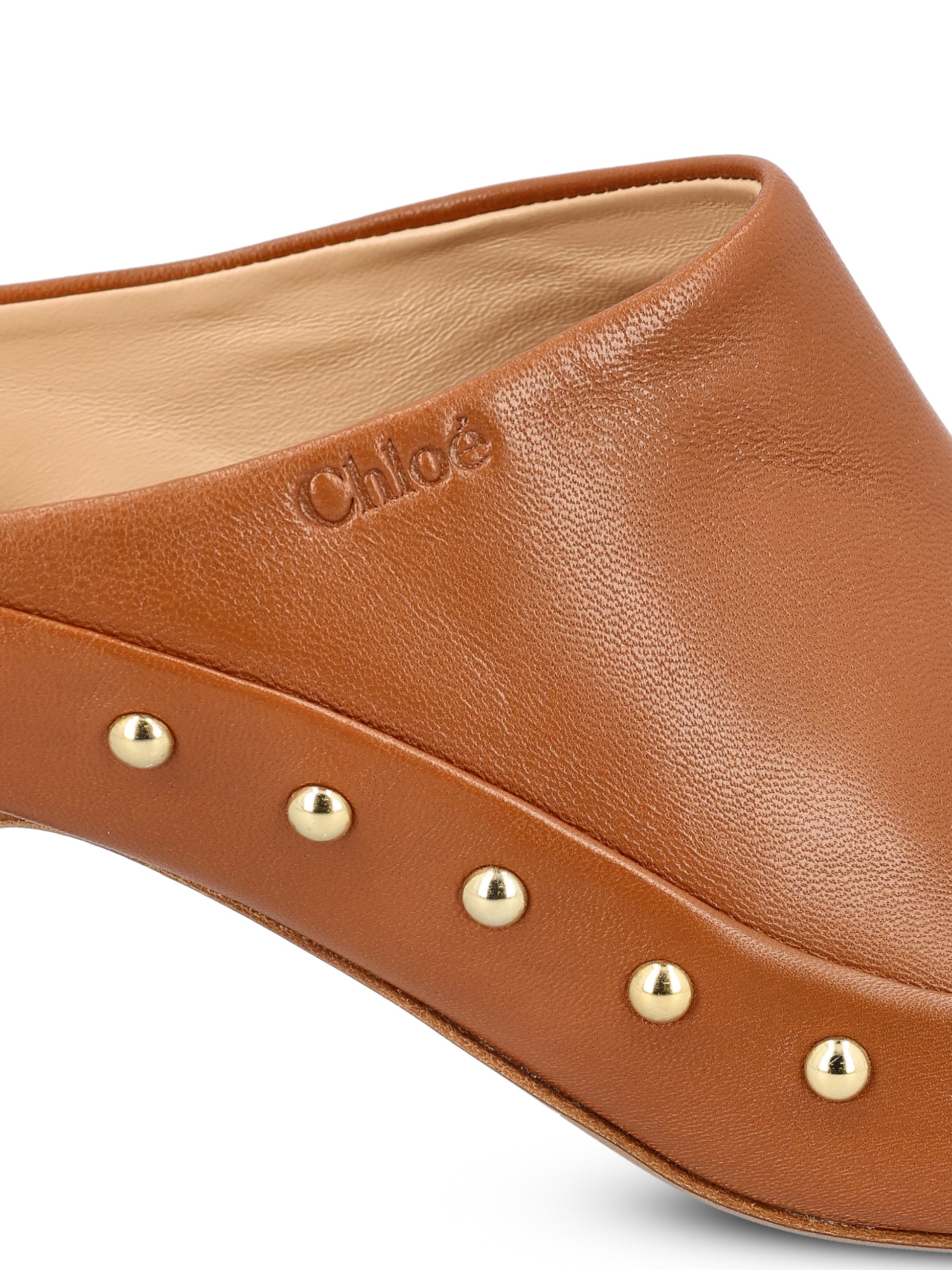 Sabot realizzate in pelle di agnello. CH26A20PUN 27T CHLOE' 