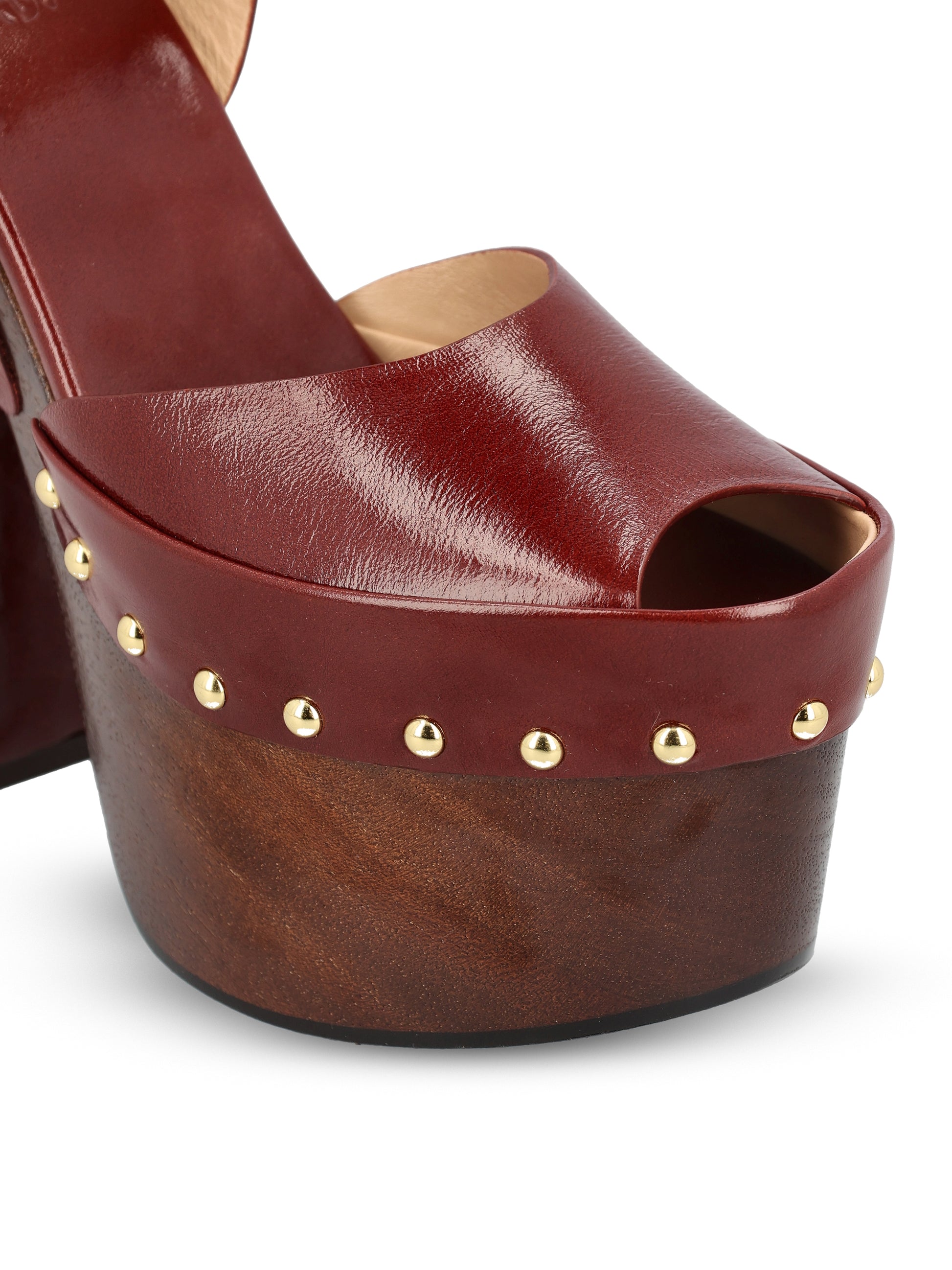 Sandali realizzati in pelle. CH26A20SWF 56D CHLOE' 