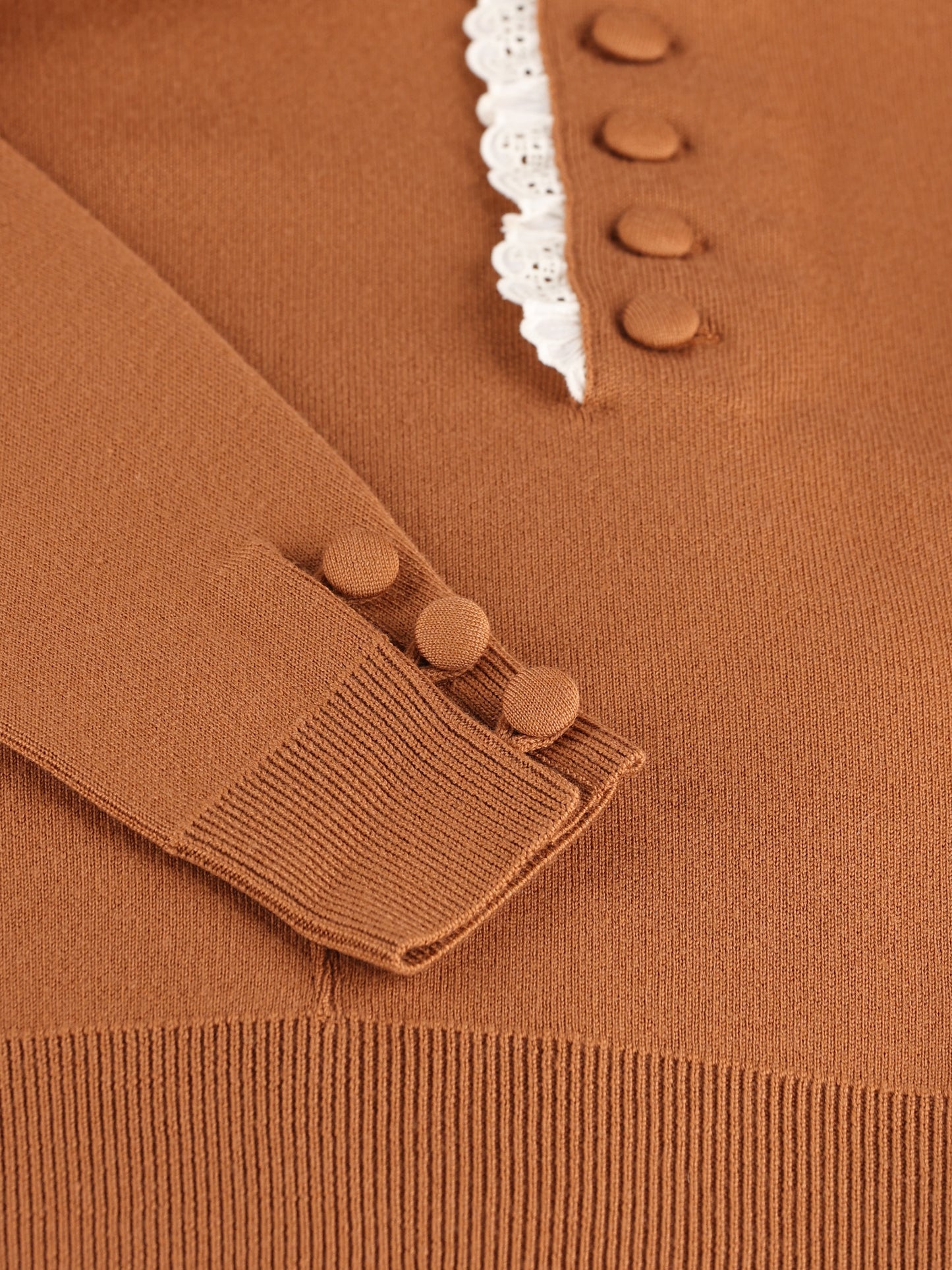 Maglia realizzata in lana. CH26AMP01600 246 CHLOE' 