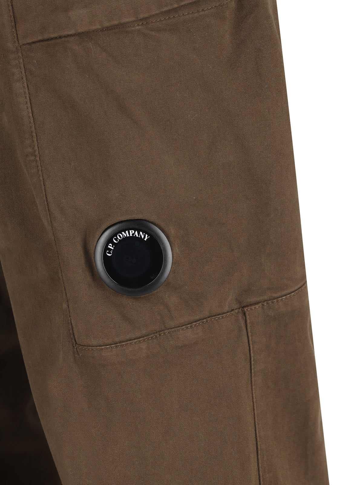 Pantaloni realizzati in cotone. 21CMPA090A 005529G683 C.P COMPANY 