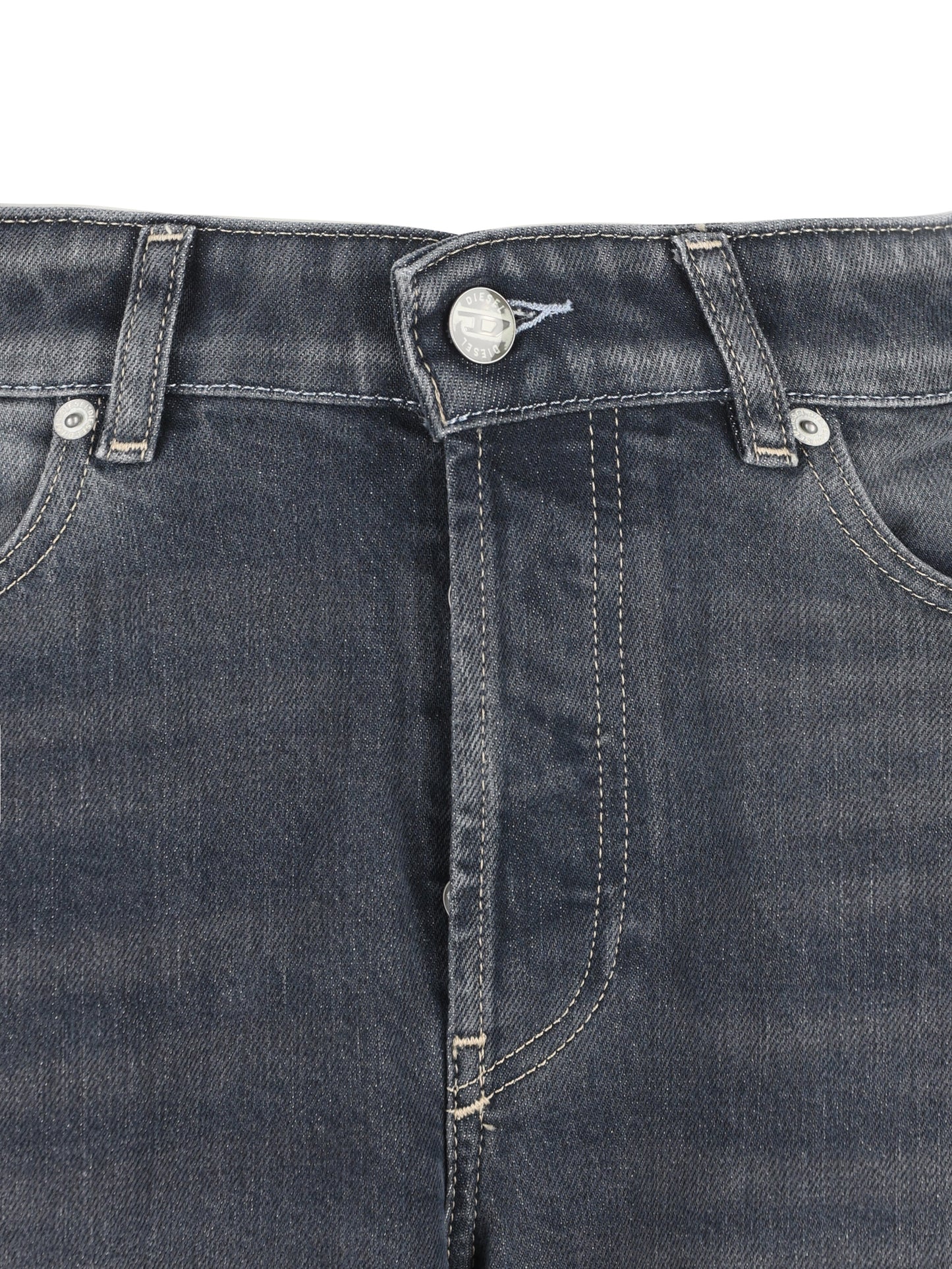 Jeans realizzati in cotone. A19869 007EI01 DIESEL 