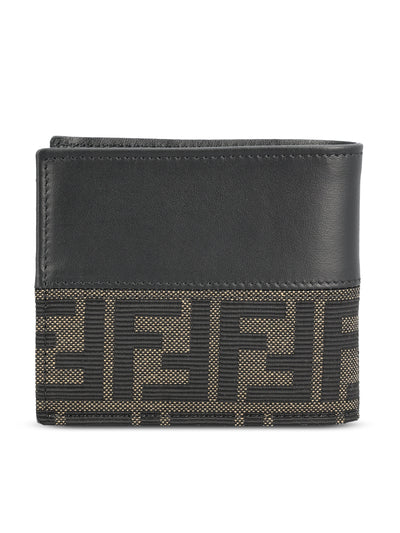 Portafoglio realizzato in pelle di vitello. 7M0169 B139F0XLL FENDI 