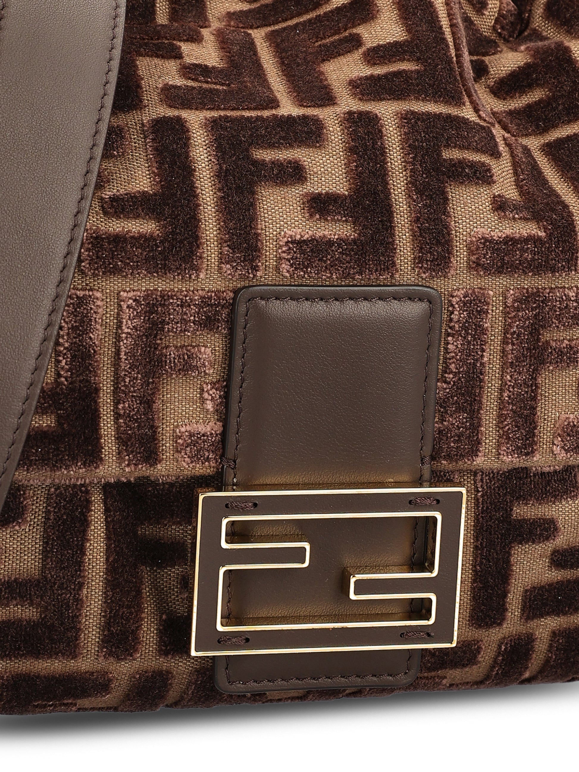 Borsa in velluto. 8BR833 AT14F0L1B FENDI 