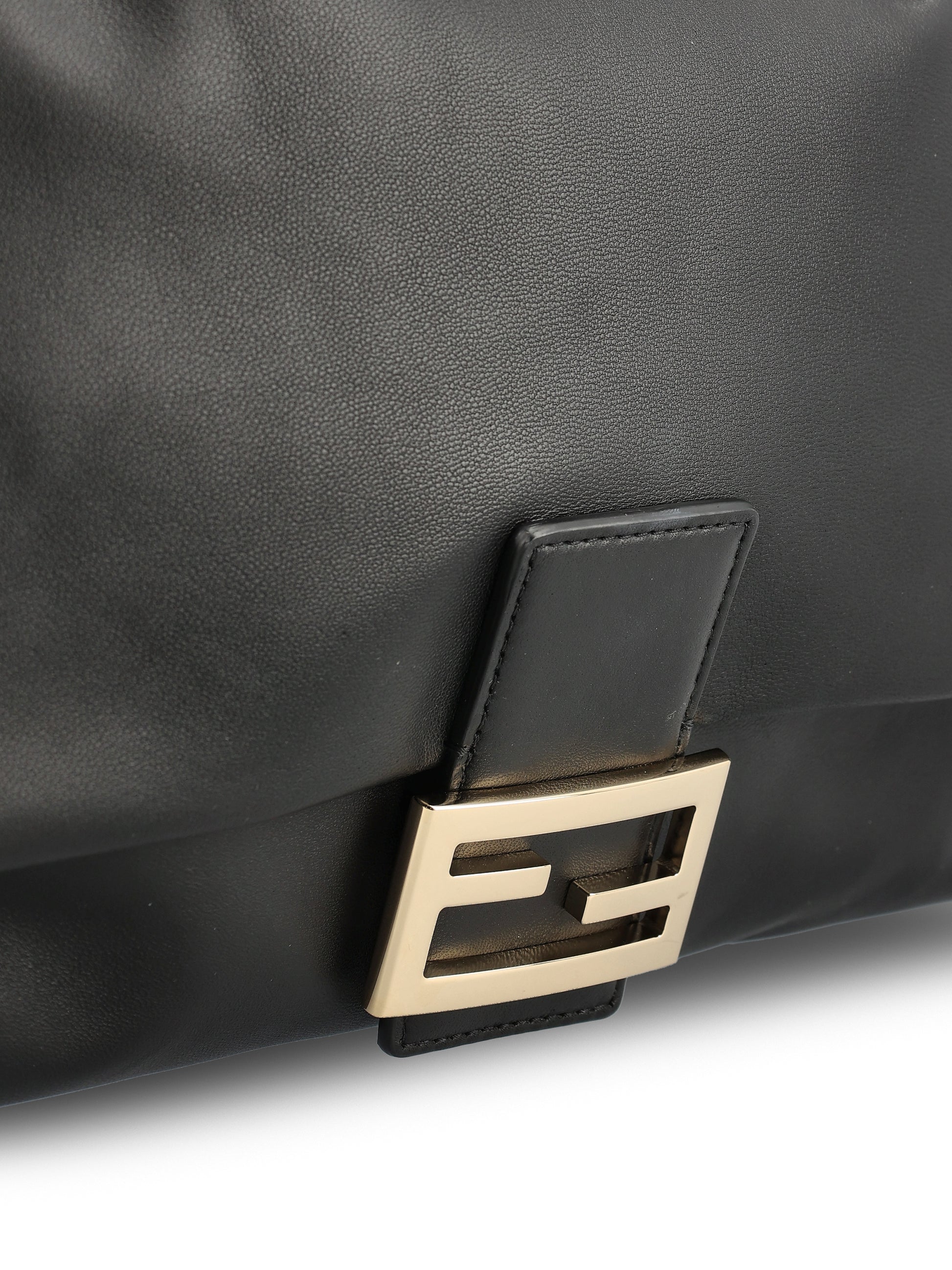 Borsa realizzata in pelle. 8BR857 B1ZKF0QA1 FENDI 