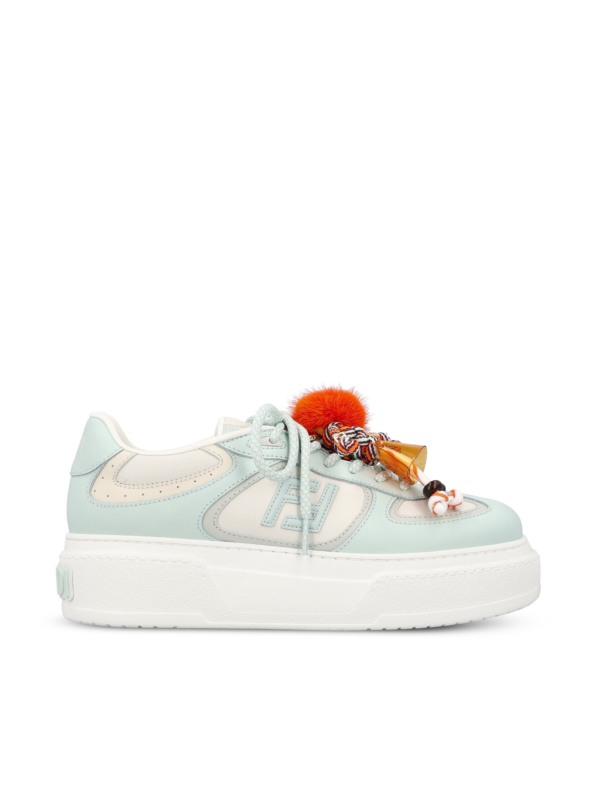Sneakers realizzate in pelle di vitello. 8E8721 B181F1XHL FENDI 