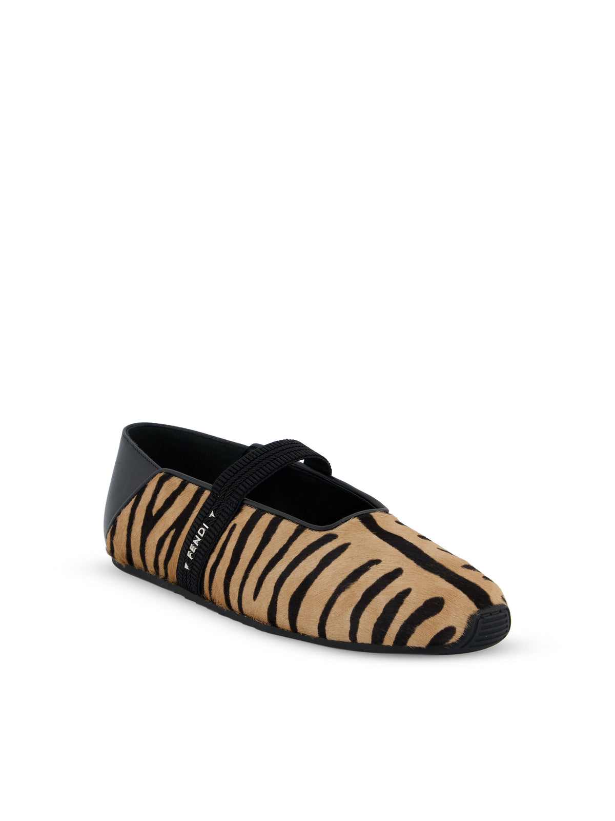 Ballerina realizzata in cavallino. 8F9078 B1RDF1D1U FENDI 