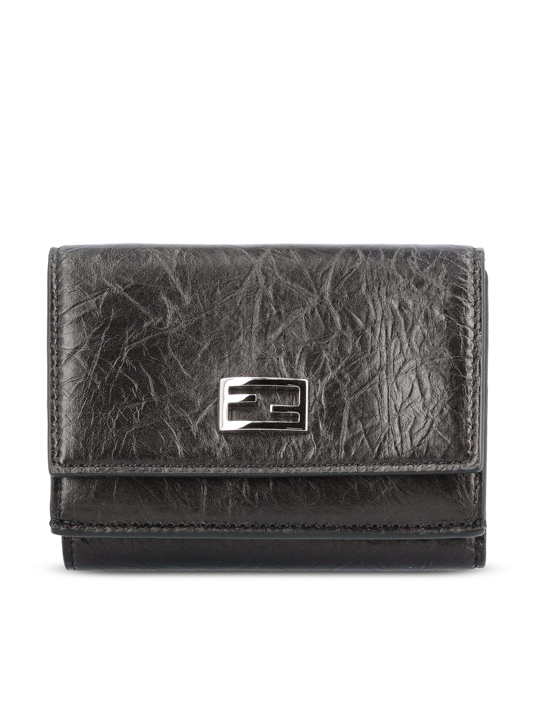 Portafoglio realizzato in pelle. 8M0595 B14MF0QA1 FENDI 