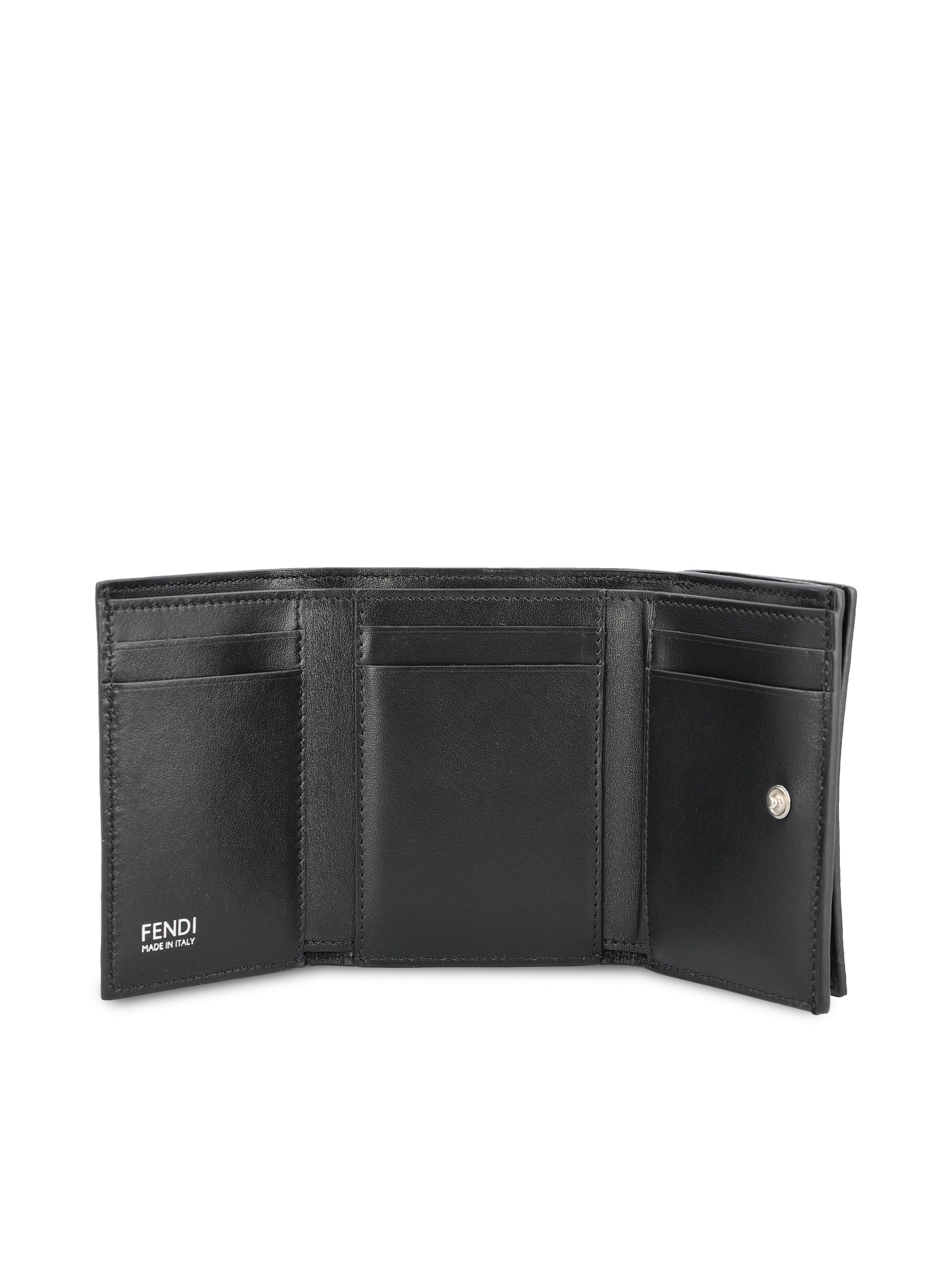 Portafoglio realizzato in pelle. 8M0595 B14MF0QA1 FENDI 