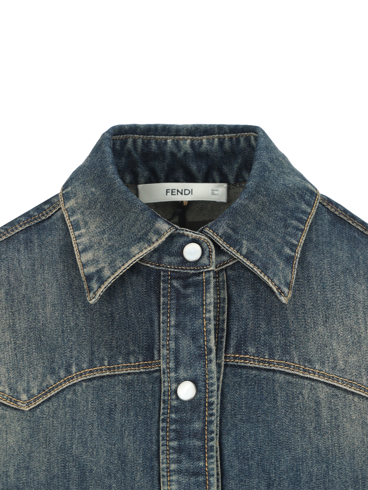 Camicia realizzata in cotone. FLF867 B1PDF19S8 FENDI 