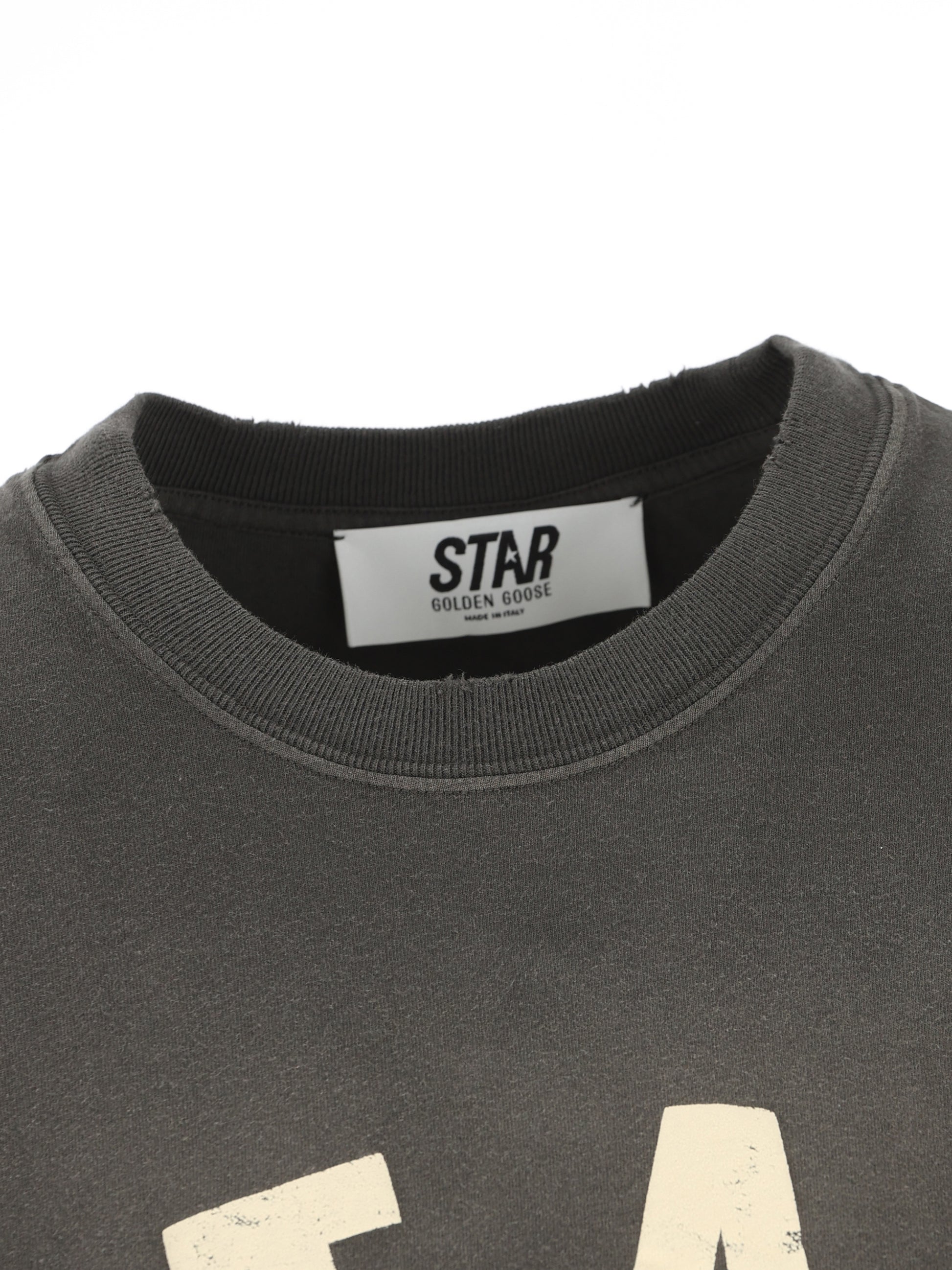 T-Shirt realizzata in cotone. GUP01873 P00241960666 GOLDEN GOOSE 