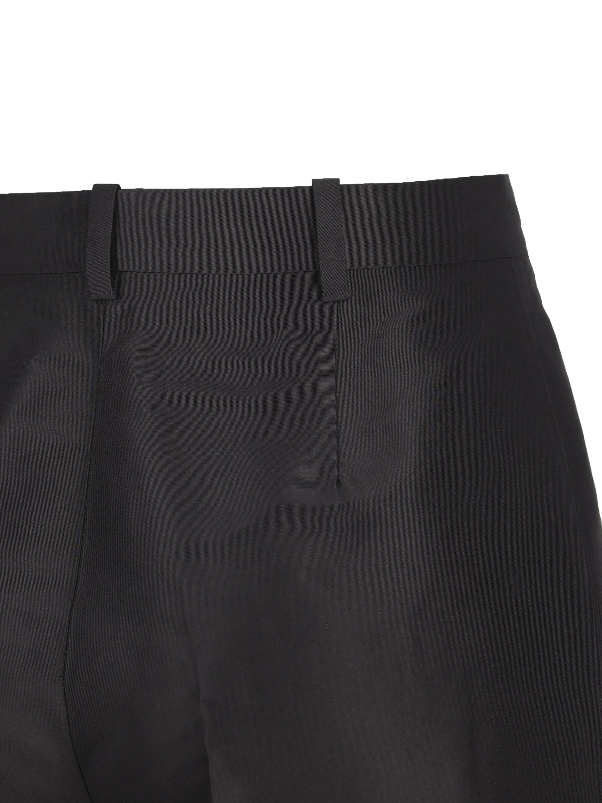 Pantaloni realizzati in seta. 865225 ZAU9E1000 GUCCI 