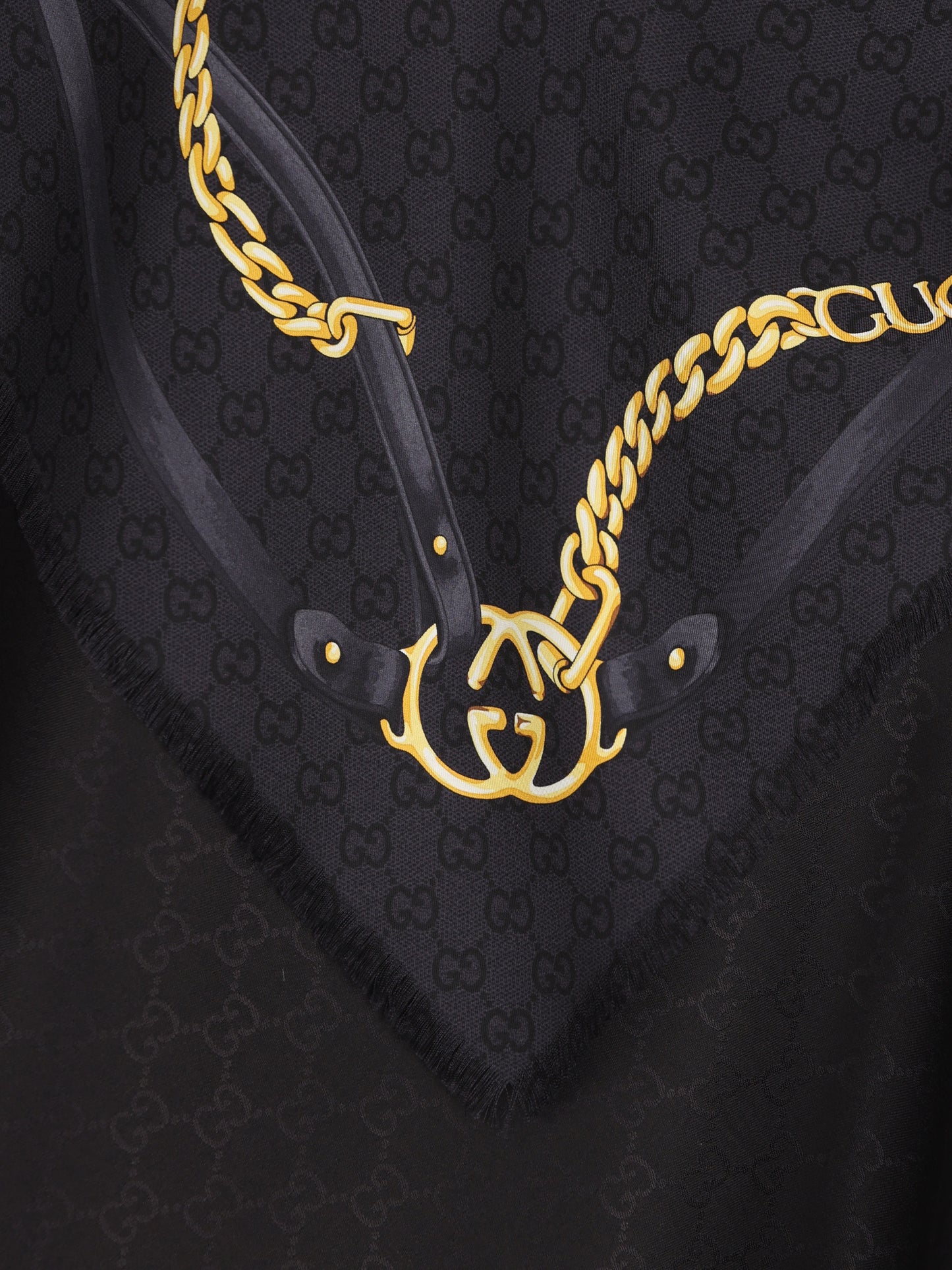 Mantella realizzata in lana e seta. 873748 3GAQ11063 GUCCI 