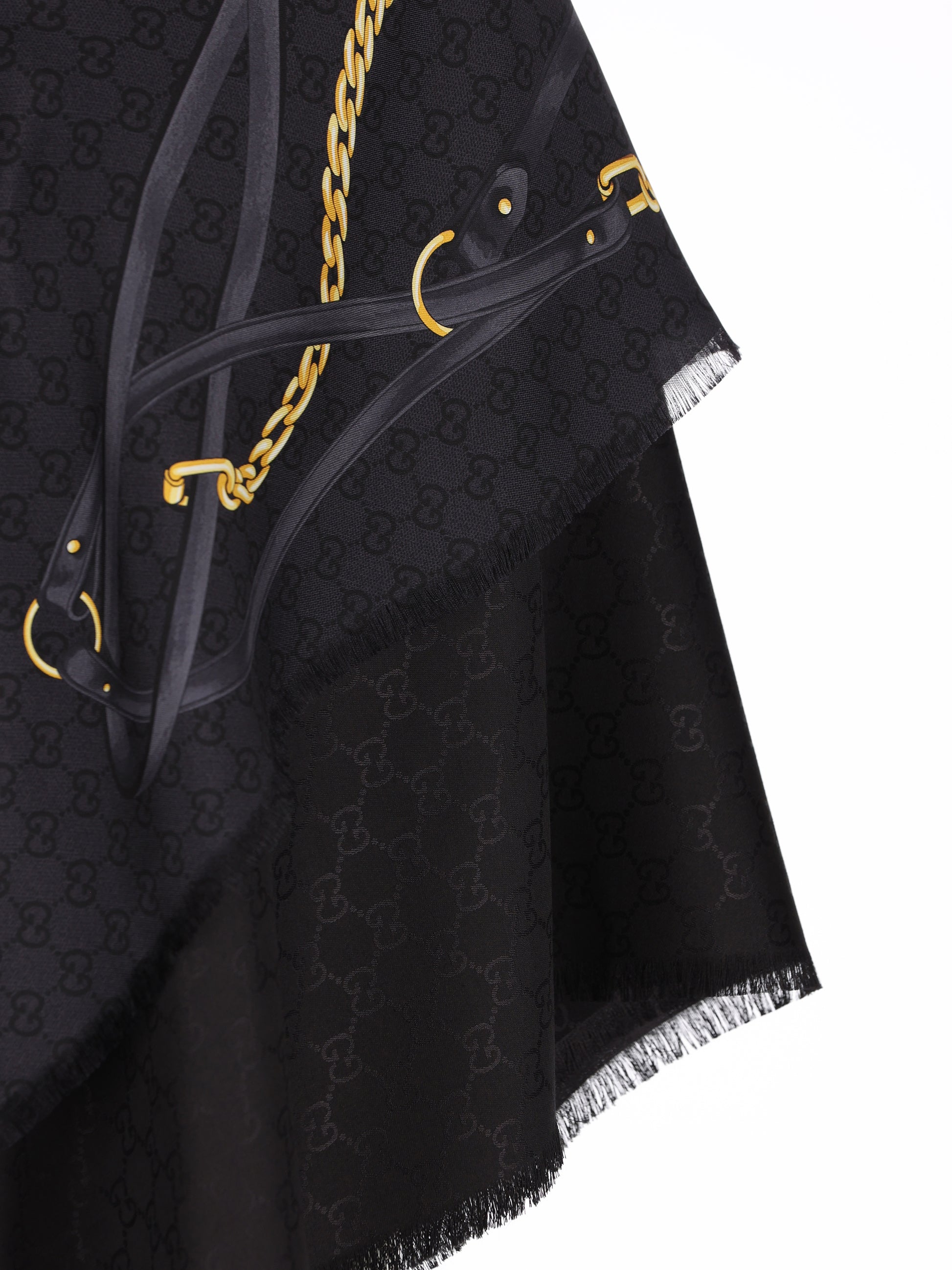 Mantella realizzata in lana e seta. 873748 3GAQ11063 GUCCI 