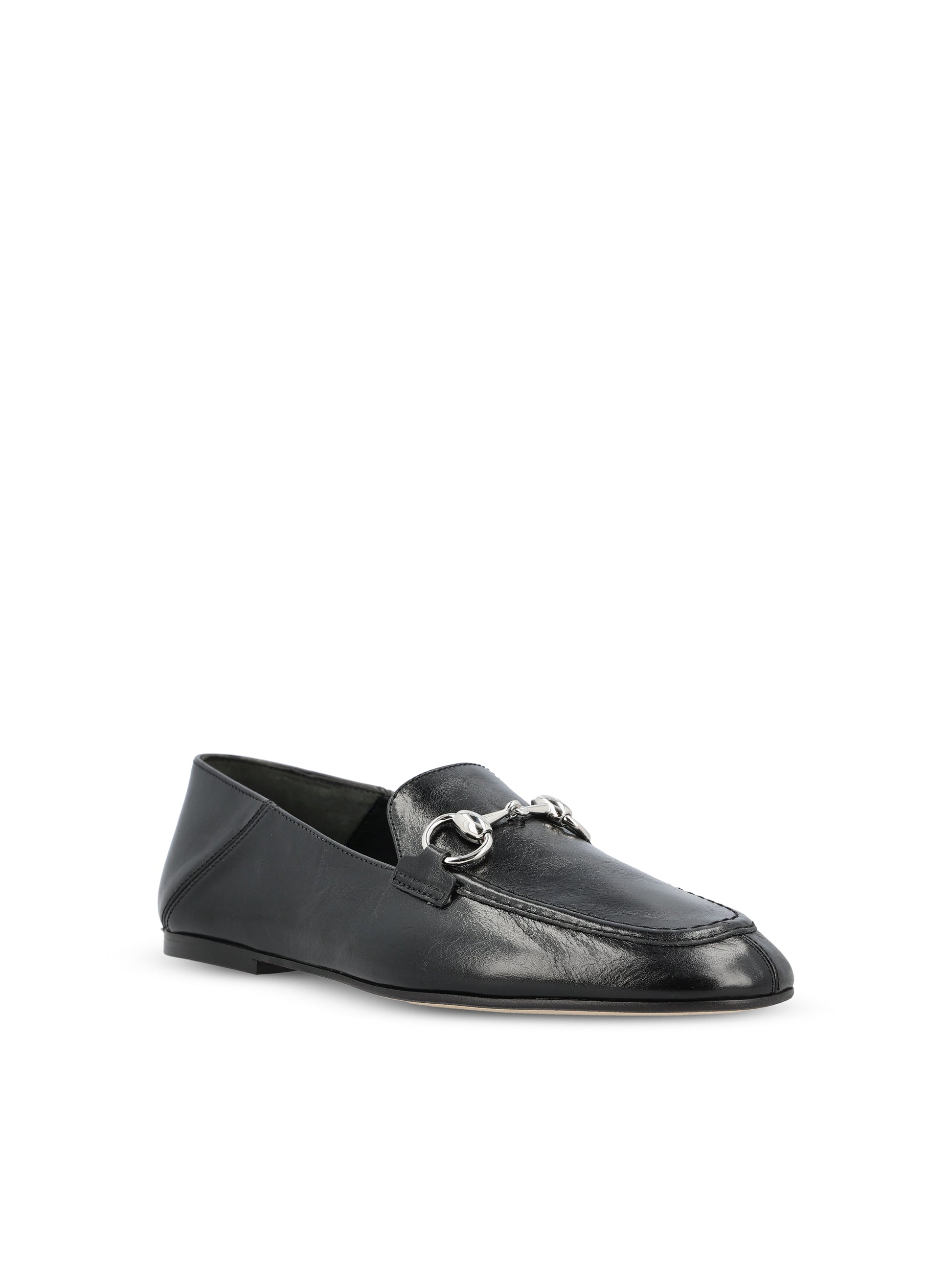 Mocassini realizzati in pelle. 875158 AAFQB1000 GUCCI 