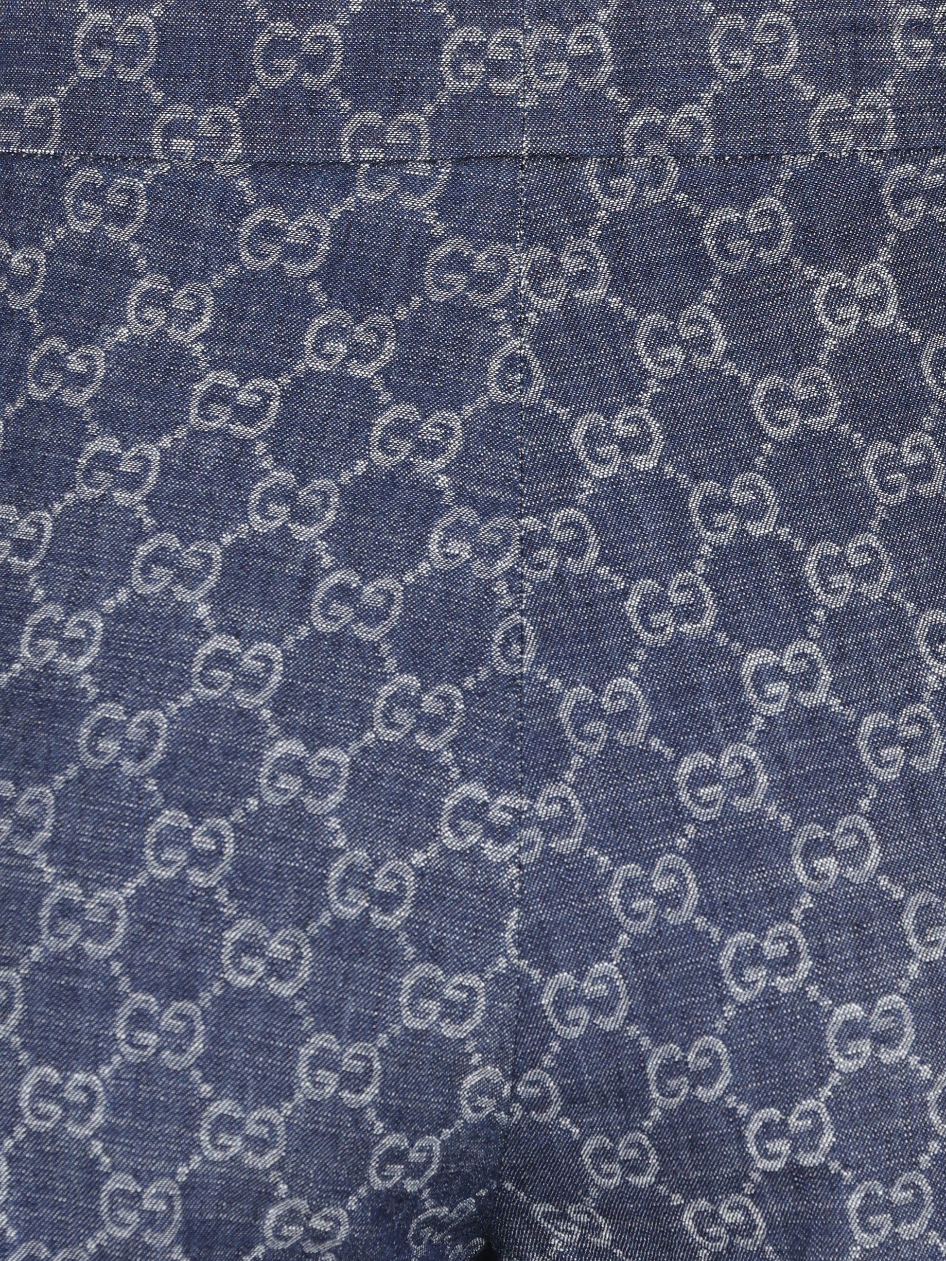 Pantaloni realizzati in denim. 875442 XDDG34011 GUCCI 