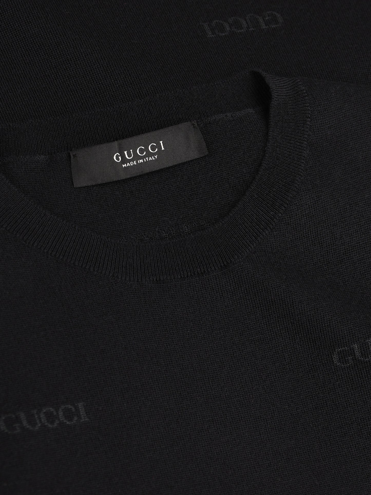 T-Shirt realizzata in lana e seta. 875491 XKFPE1043 GUCCI 