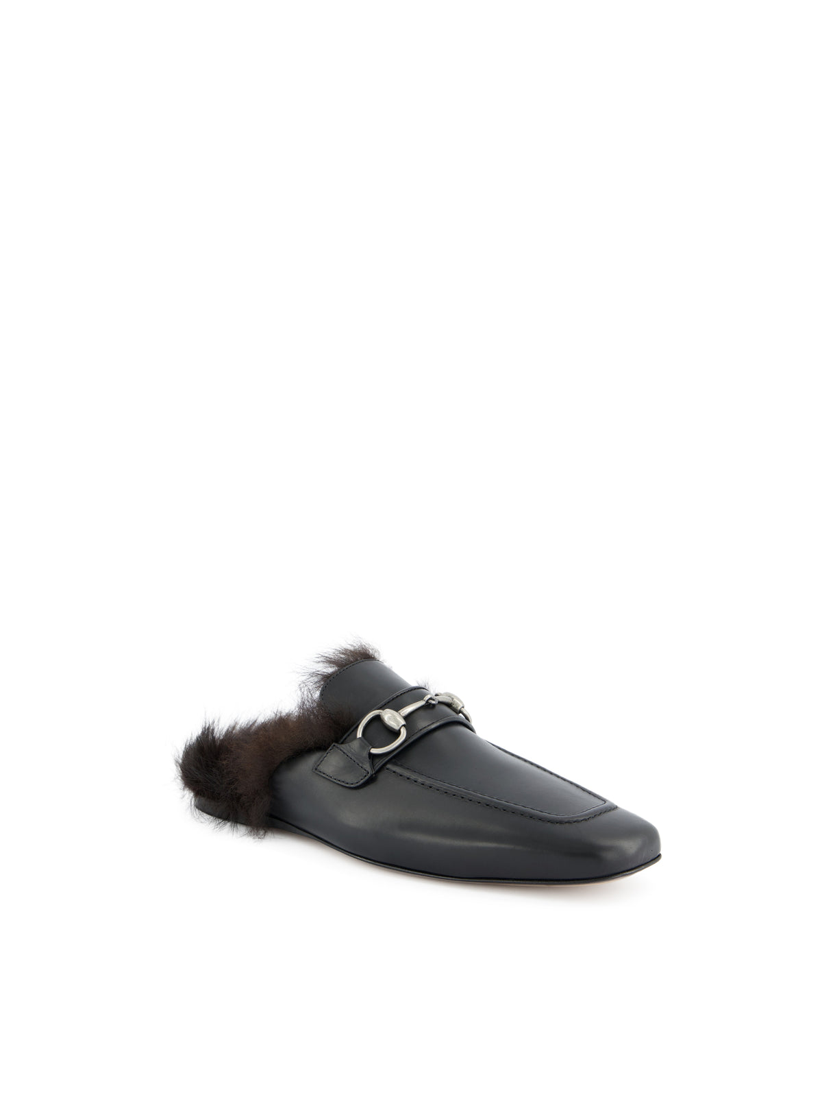 Sabot realizzato in pelle. A009Z7 AAG9B1000 GUCCI 