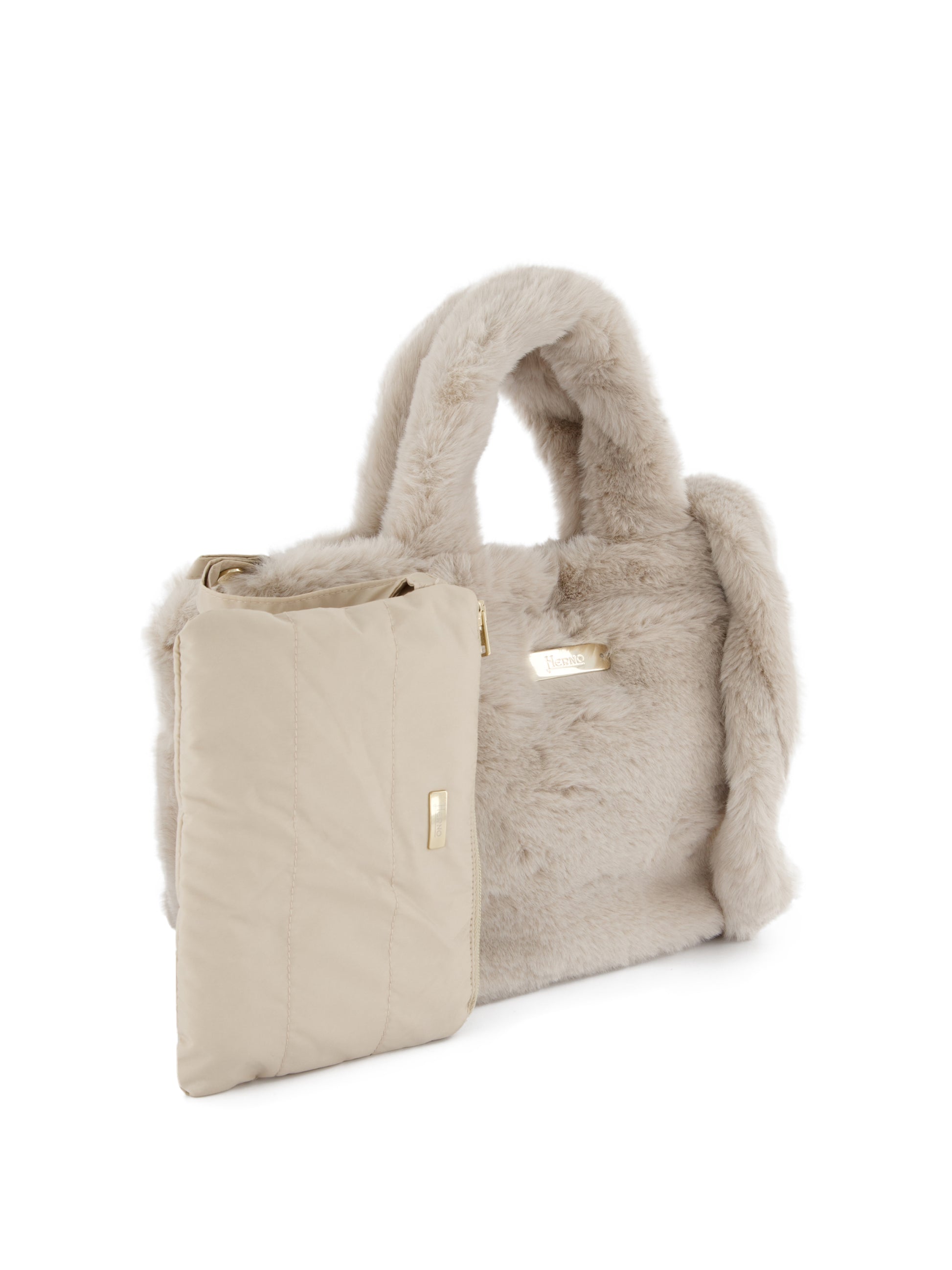 Borsa realizzata in pelliccia sintetica. BAG00012D 124221985 HERNO 