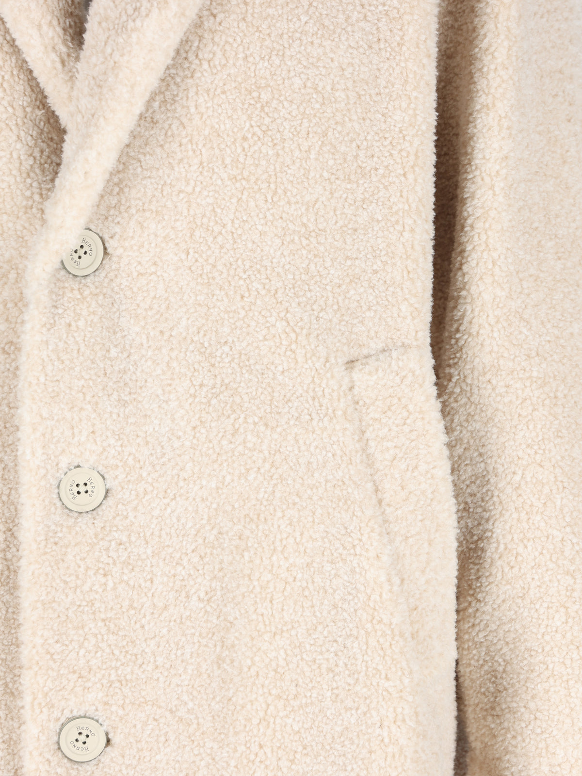 Cappotto in tessuto effetto orsetto. CA000206U 127351983 HERNO 