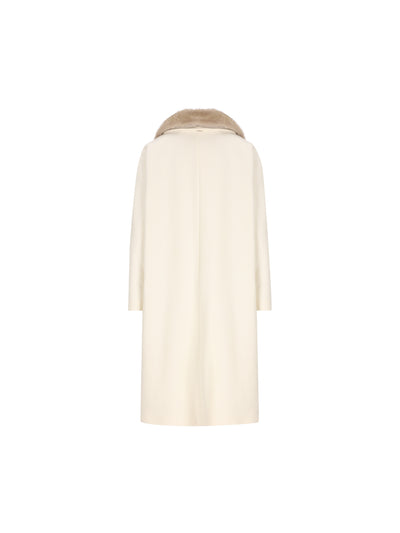 Cappotto realizzato in lana vergine e poliammide. CA000643D 333441000 HERNO 