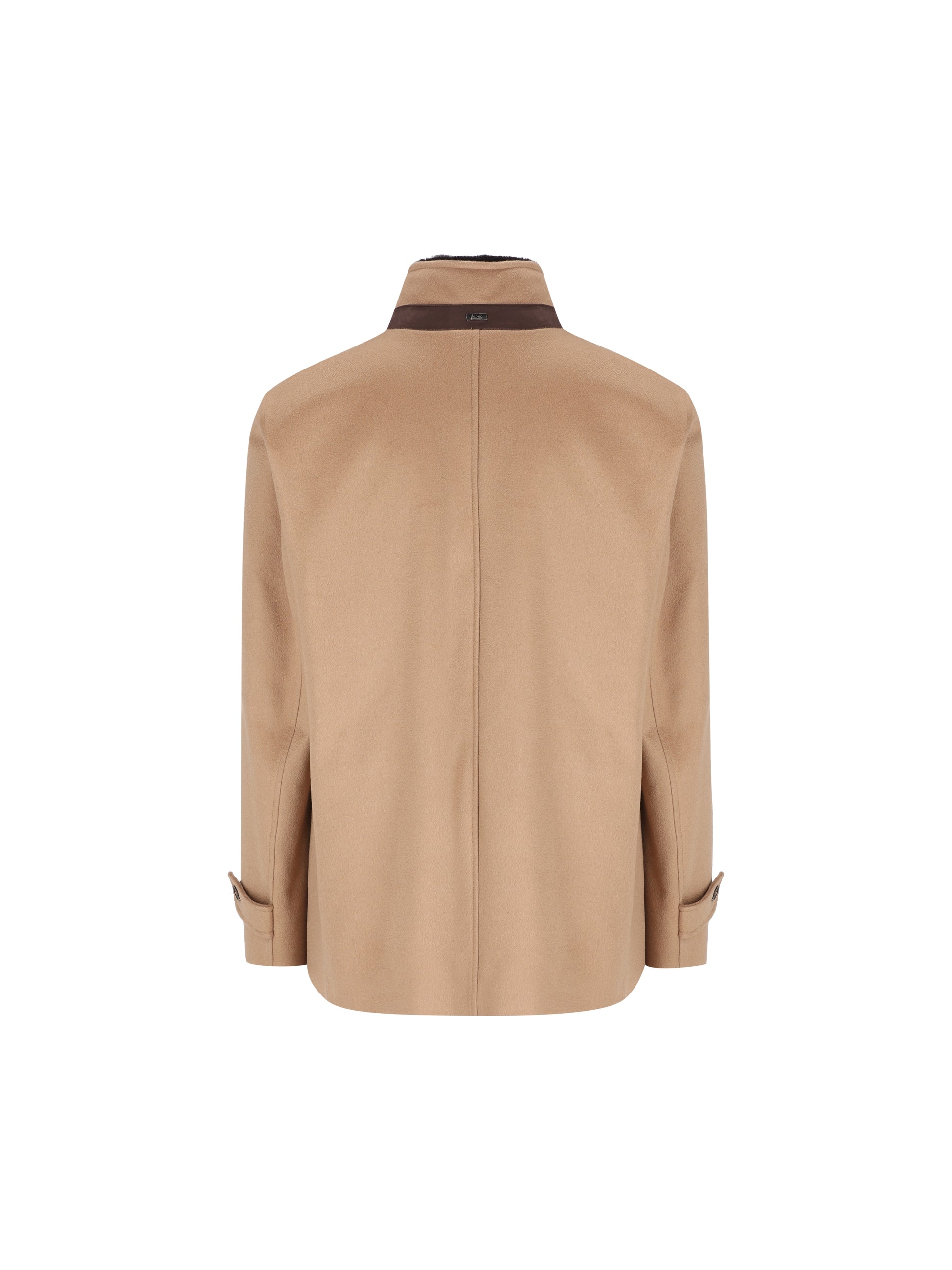 Giacca realizzata in cashmere. GC000124U 381262159 HERNO 