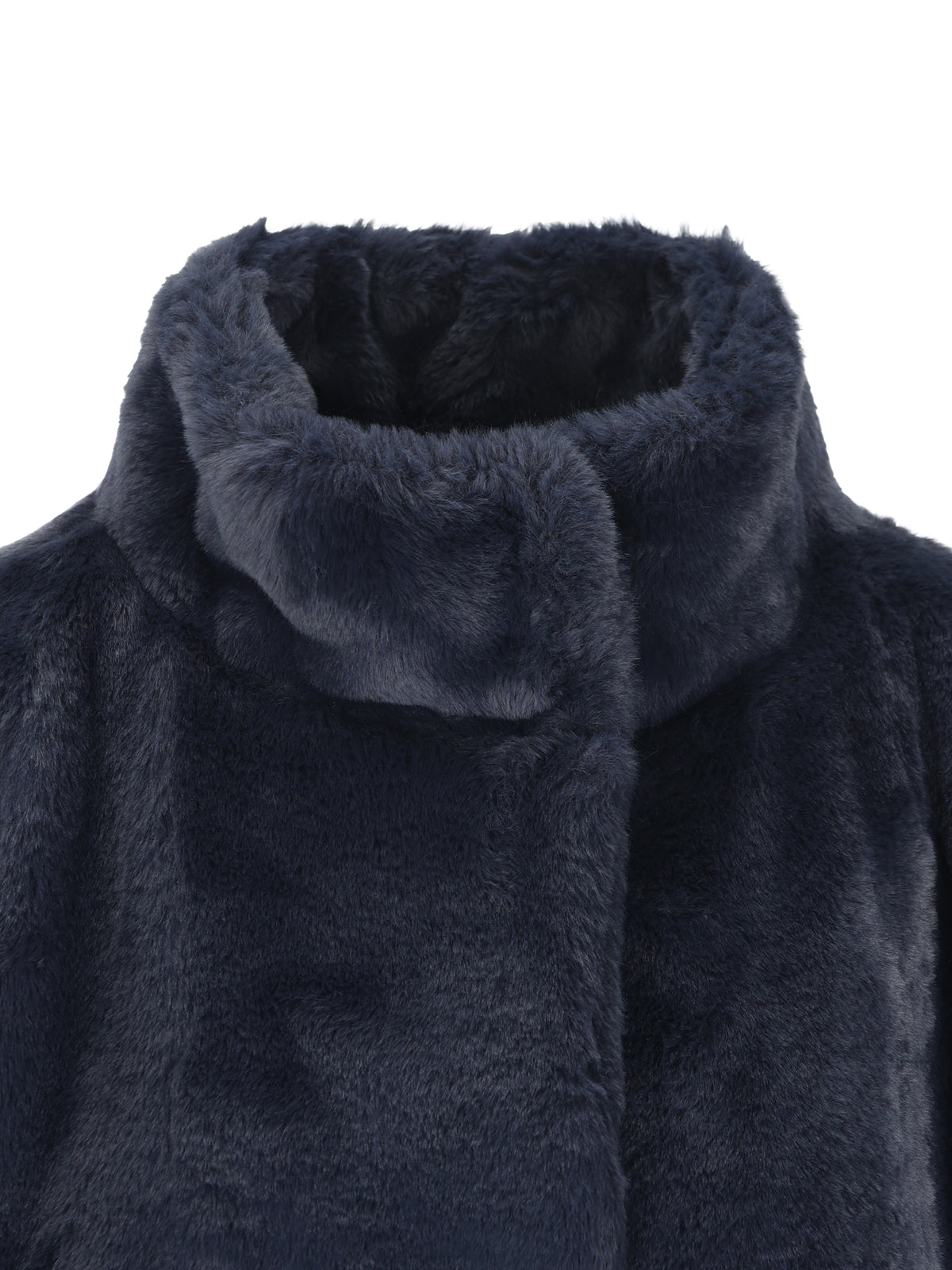 Cappotto realizzato in poliestere. GC000491D 124229202 HERNO 