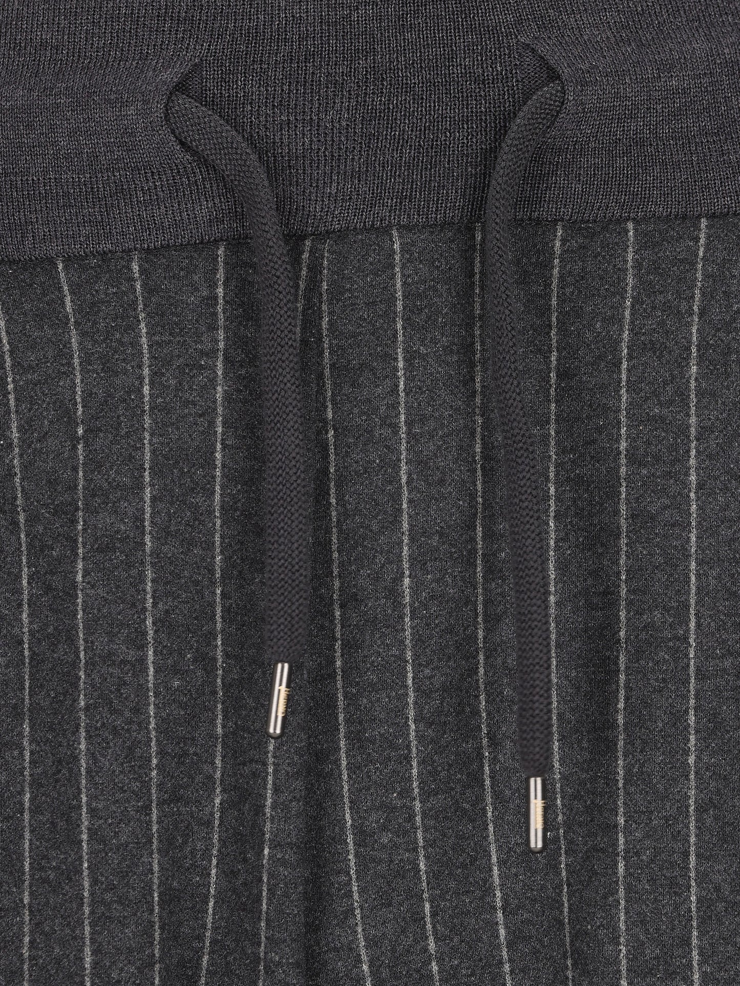 Pantaloni realizzati in cotone e poliestere. JPT00001U 560419487 HERNO 