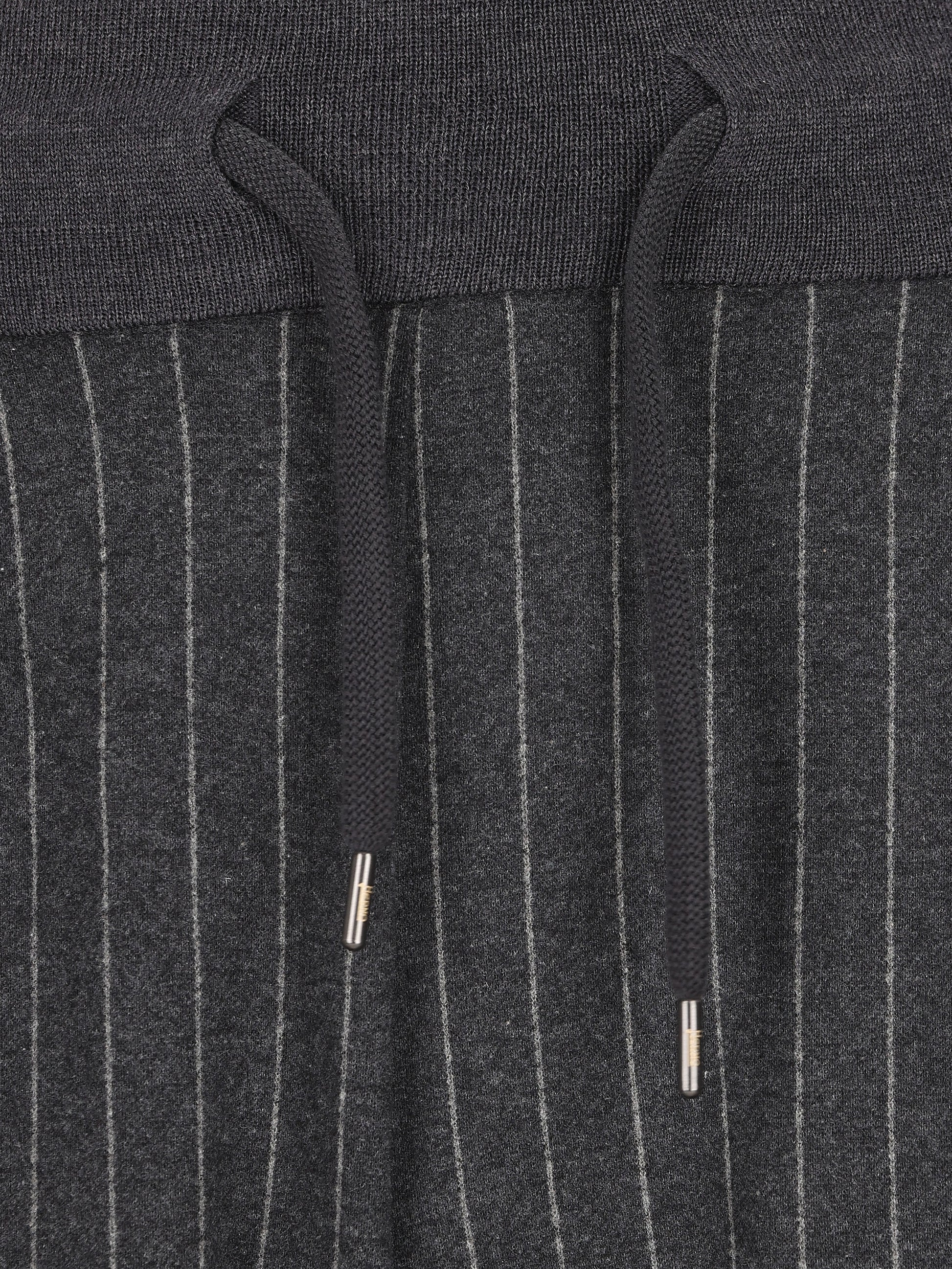 Pantaloni realizzati in cotone e poliestere. JPT00001U 560419487 HERNO 