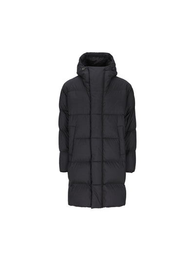 Piumino realizzato in poliammide e poliestere. PI001389U 129399490 HERNO 