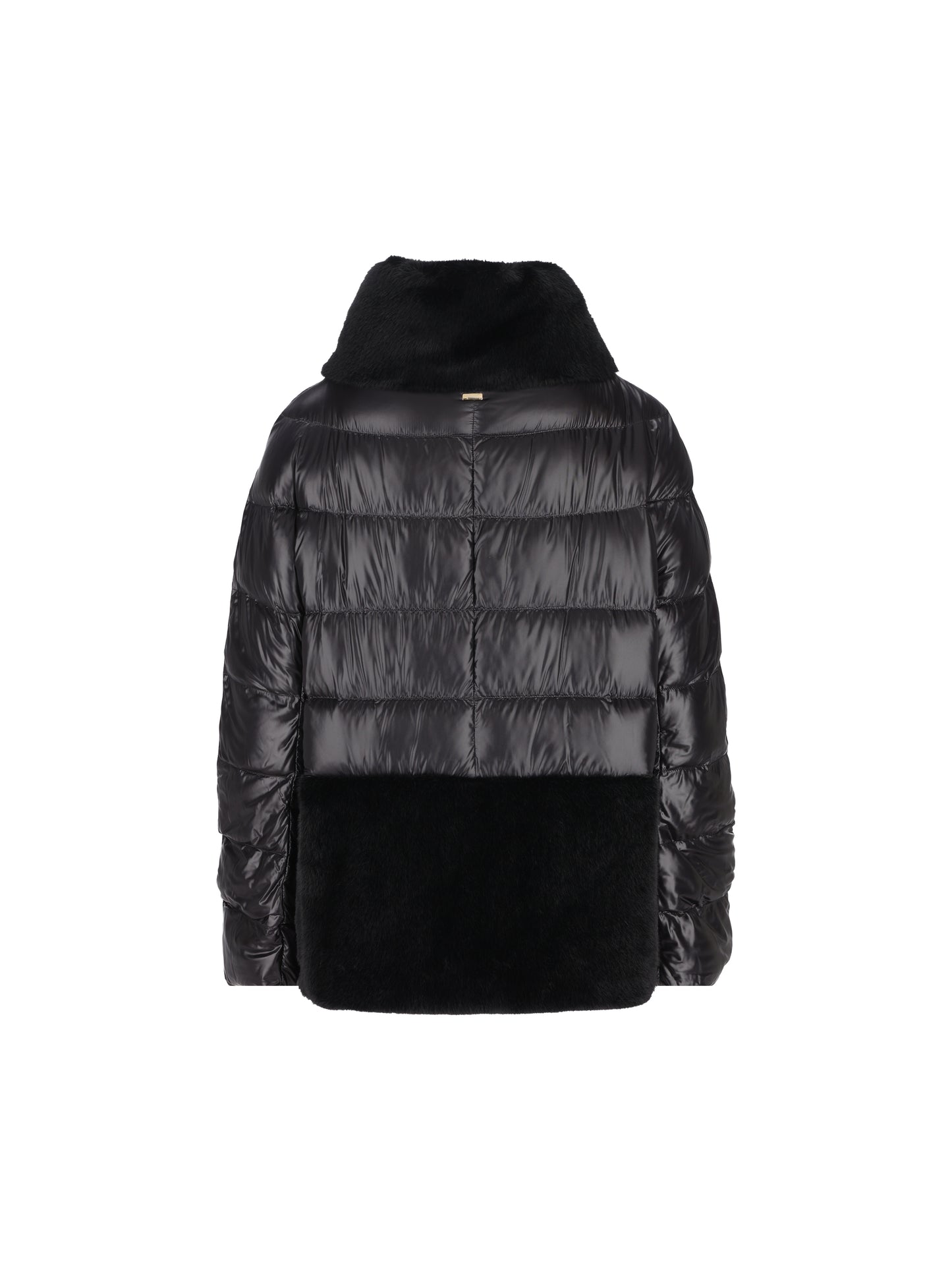 Piumino realizzato in nylon. PI001933D 12017Z9300 HERNO 