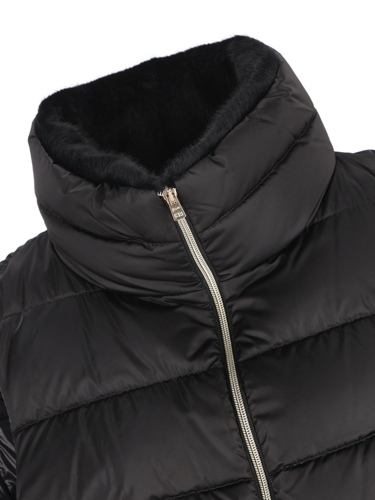 Gilet realizzato in poliestere. PI002271D 12170Z9300 HERNO 