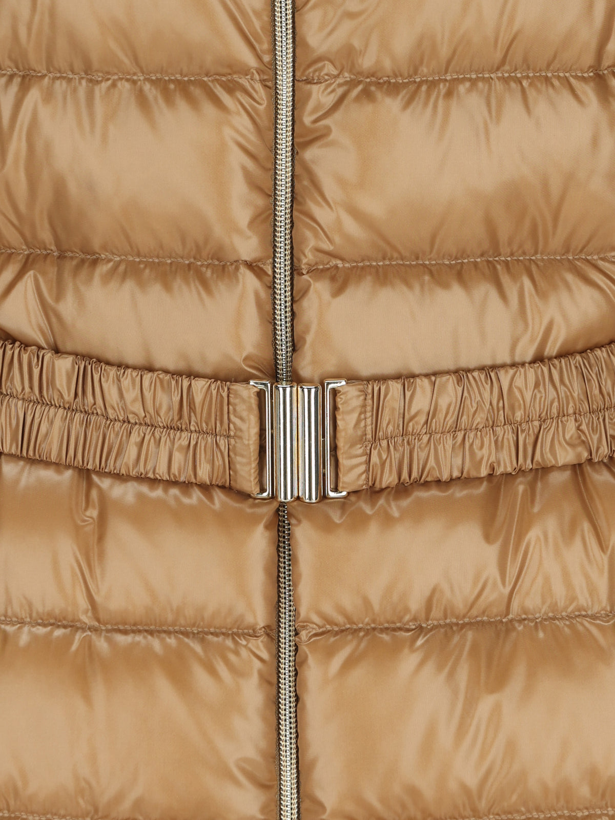 Piumino realizzato in poliammide. PI0485DICM05 12017Z2157 HERNO 