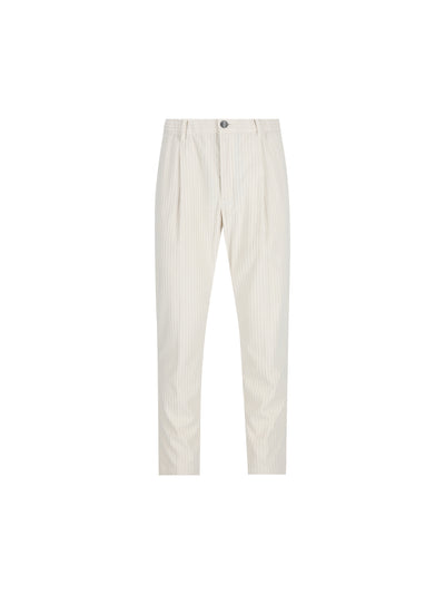 Pantaloni realizzati in velluto PT000239U 129131200 HERNO 