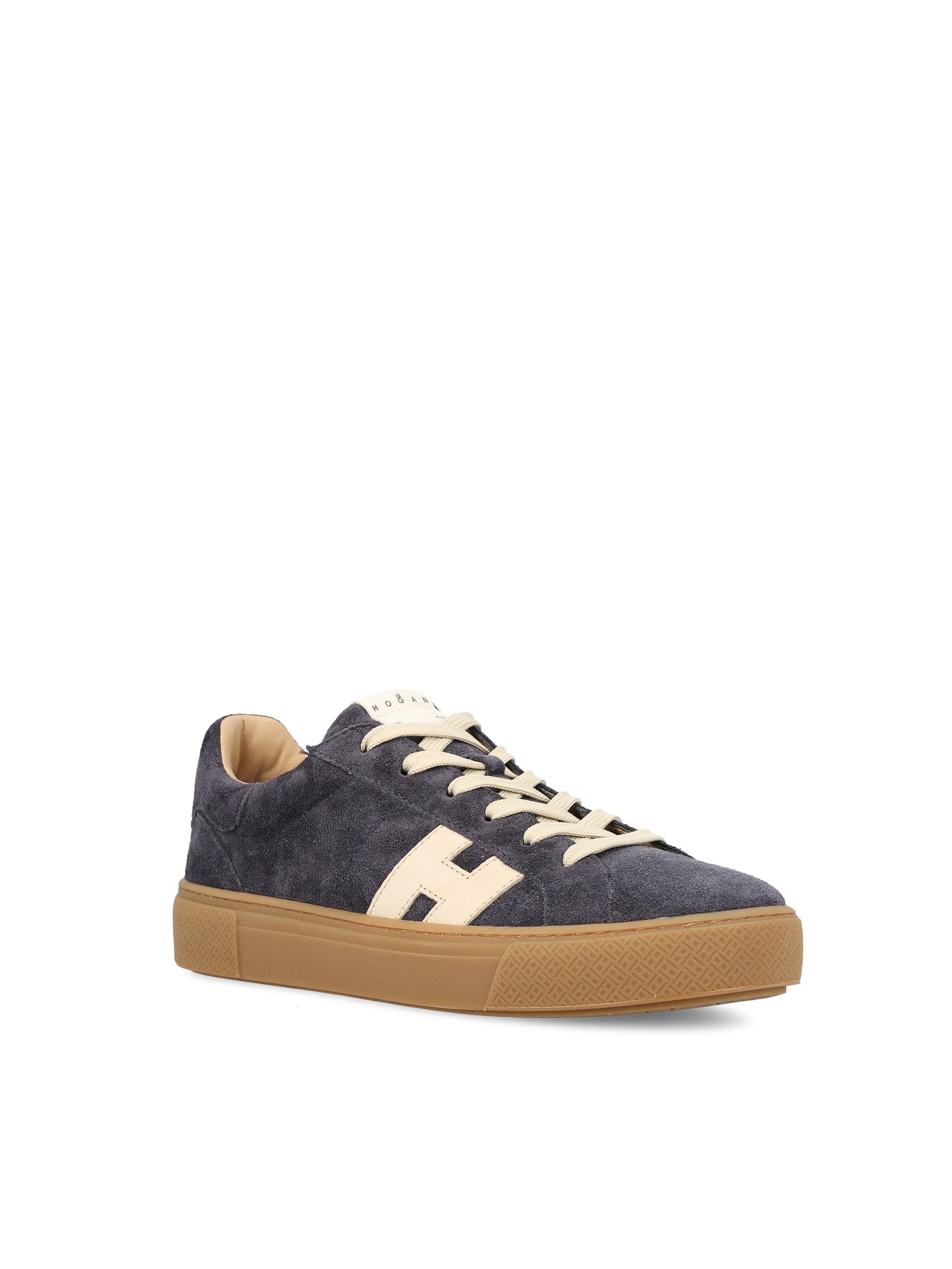 Sneakers realizzate in pelle. HXM7050GF10UHT 0FDC HOGAN 