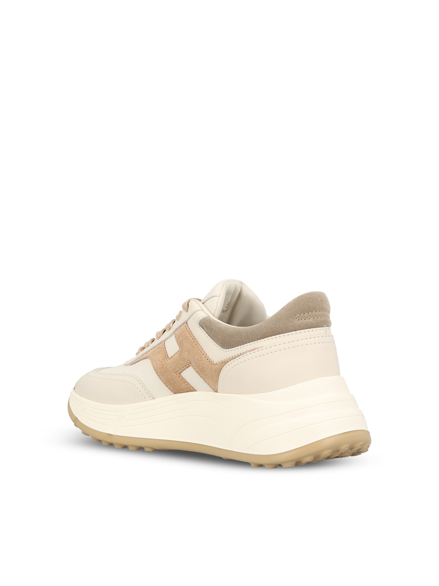 Sneakers realizzate in pelle. HXW6690FR30UI4 0R16 HOGAN 