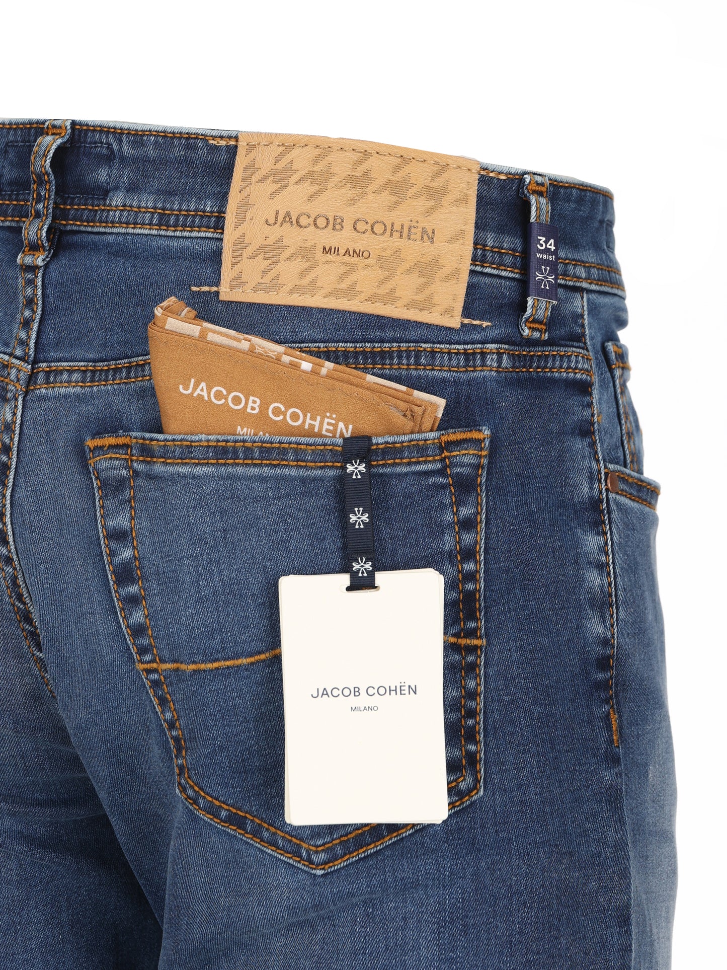 Jeans realizzati in cotone. QE004030 S3624V3 JACOB COHËN 