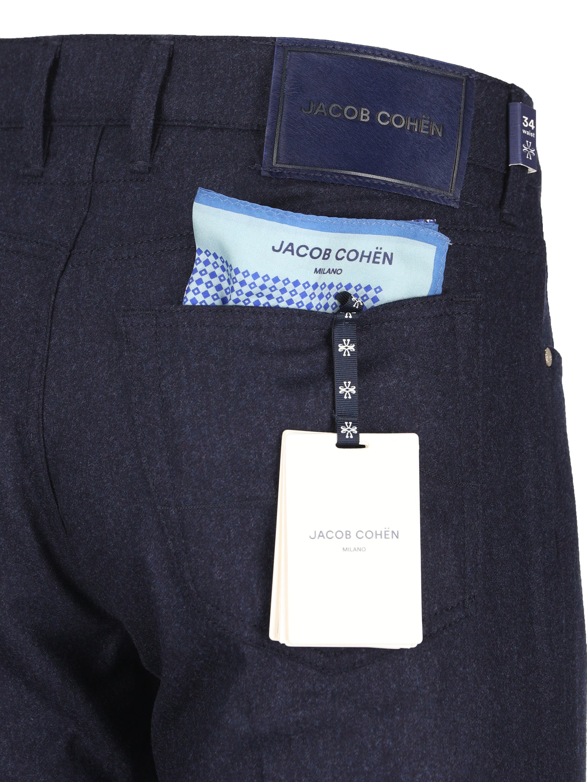 Pantaloni realizzati in lana. QW00401C S3679Y911 JACOB COHËN 