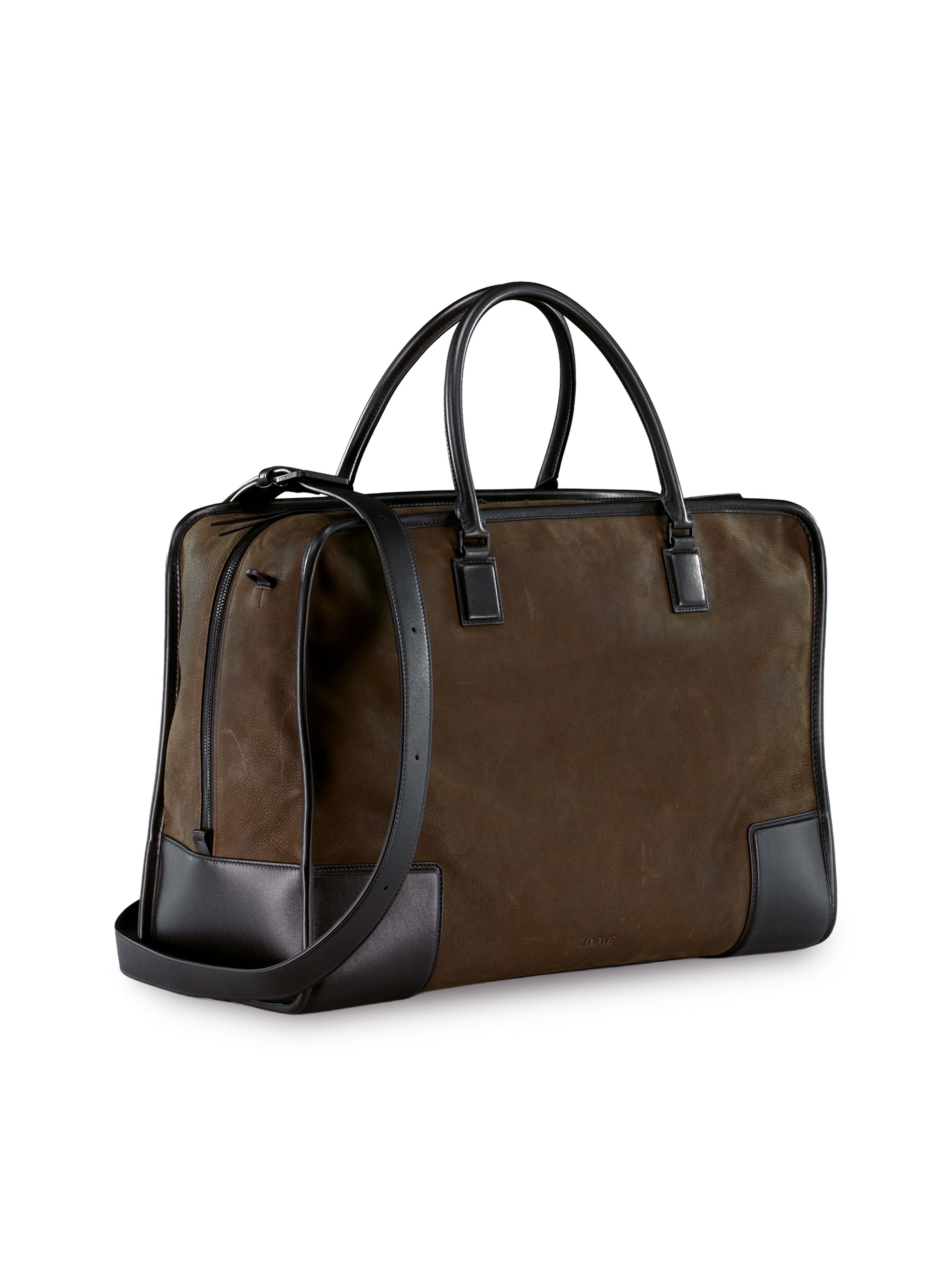 Borsone realizzato in nabuk. B039AMDX04 8618 LOEWE 