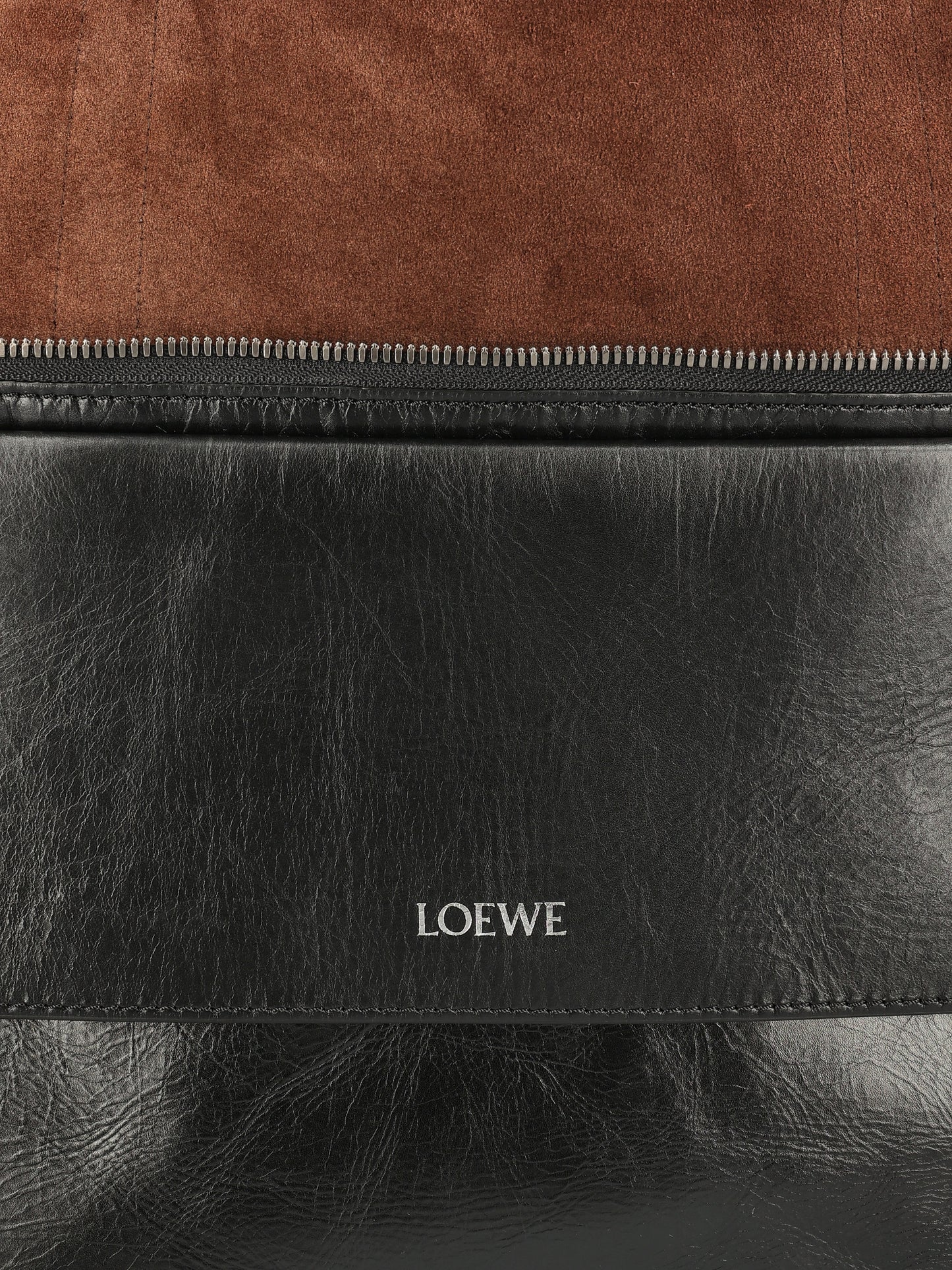 Borsa realizzata in pelle. B143BEXX01 0134 LOEWE 