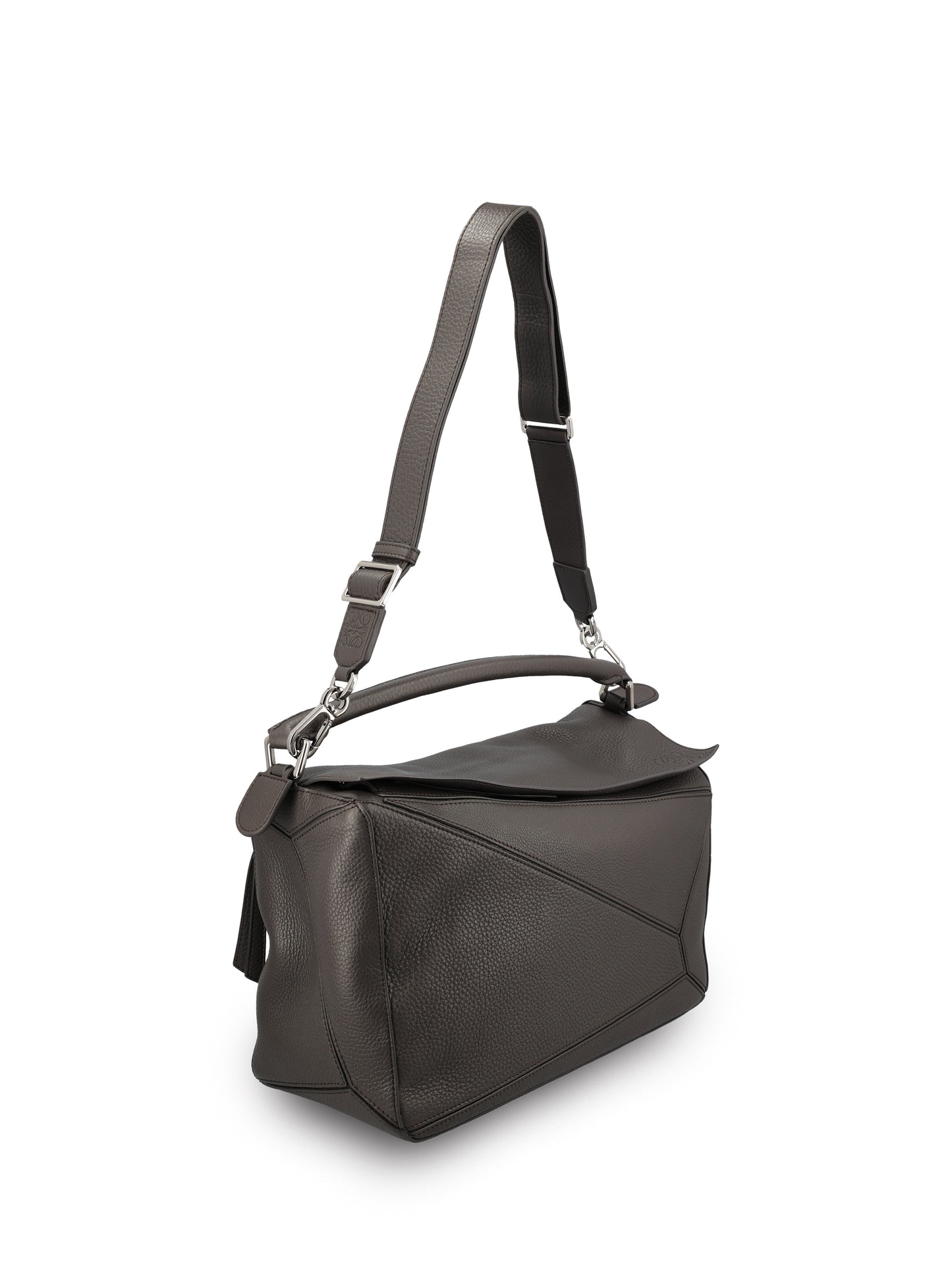 Borsa realizzata in pelle di vitello. B510PNLX03 1220 LOEWE 