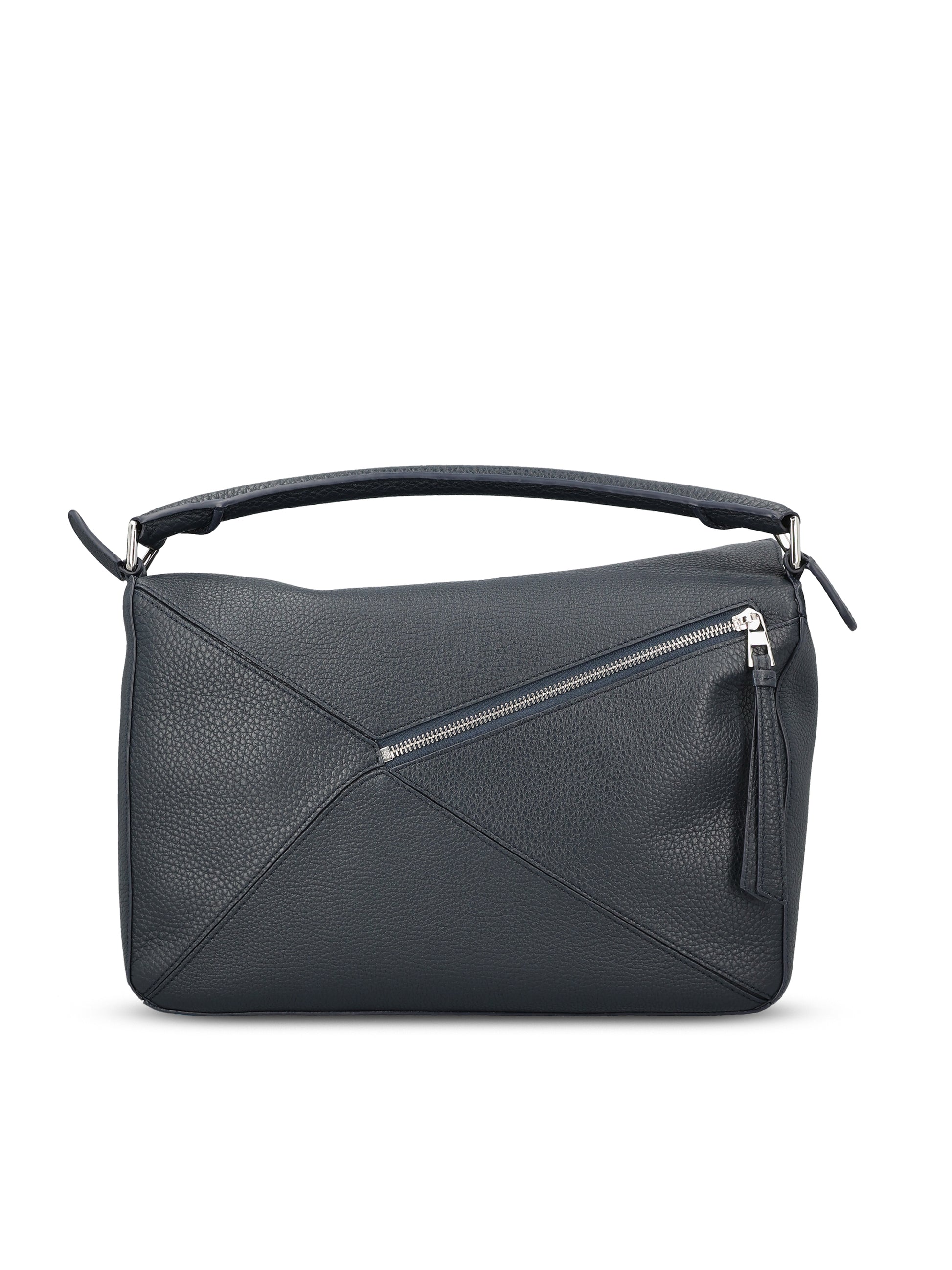 Borsa realizzata in pelle. B510PNLX03 5544 LOEWE 