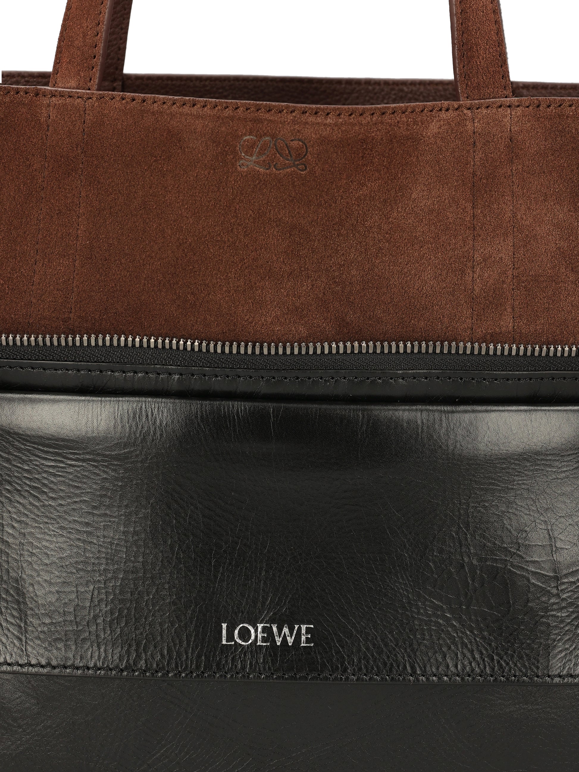 Borsa realizzata in pelle di vitello. BINOTOSX01 0134 LOEWE 
