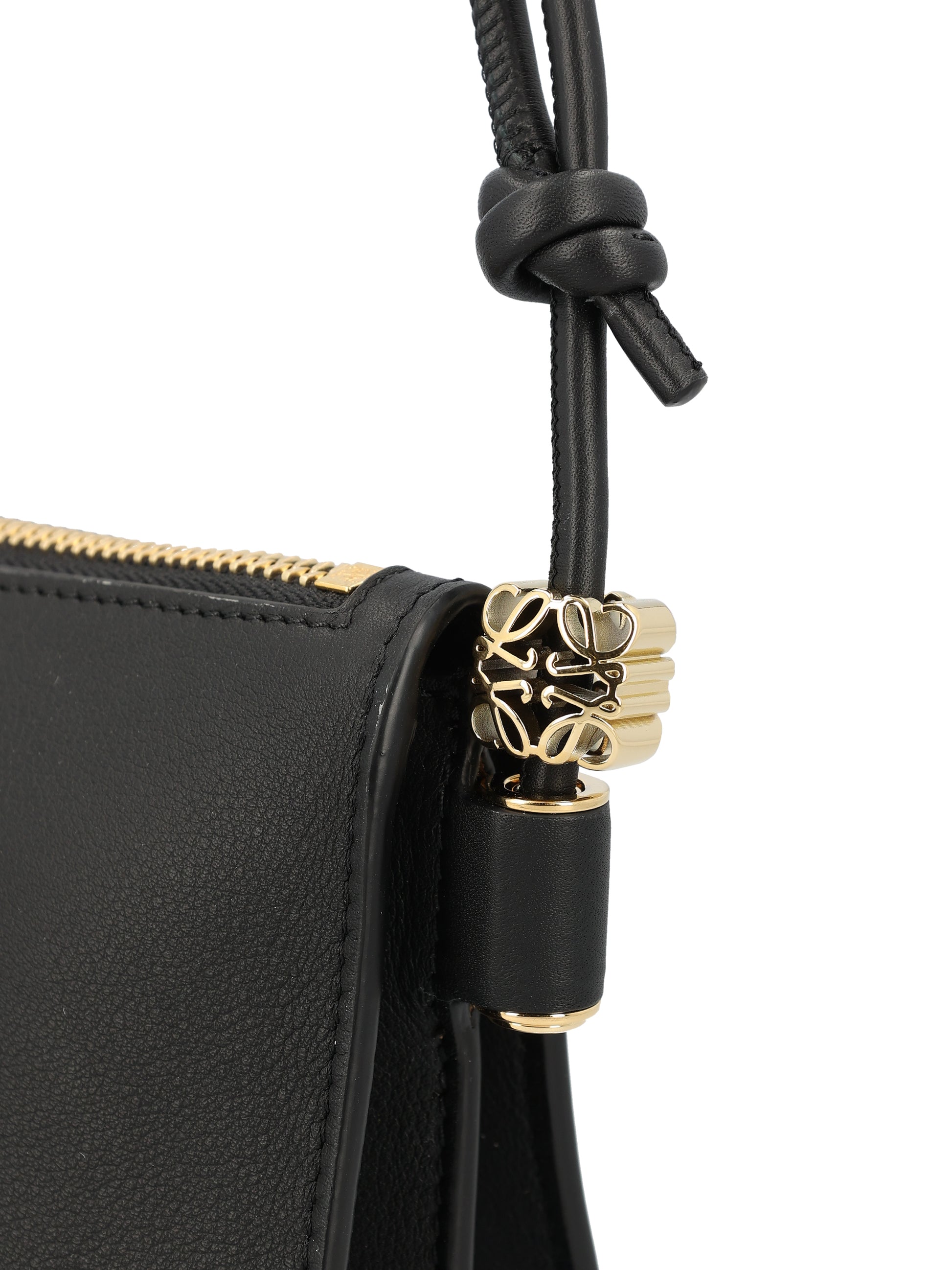 Marsupio realizzato in pelle di vitello. C630R10X03 1100 LOEWE 