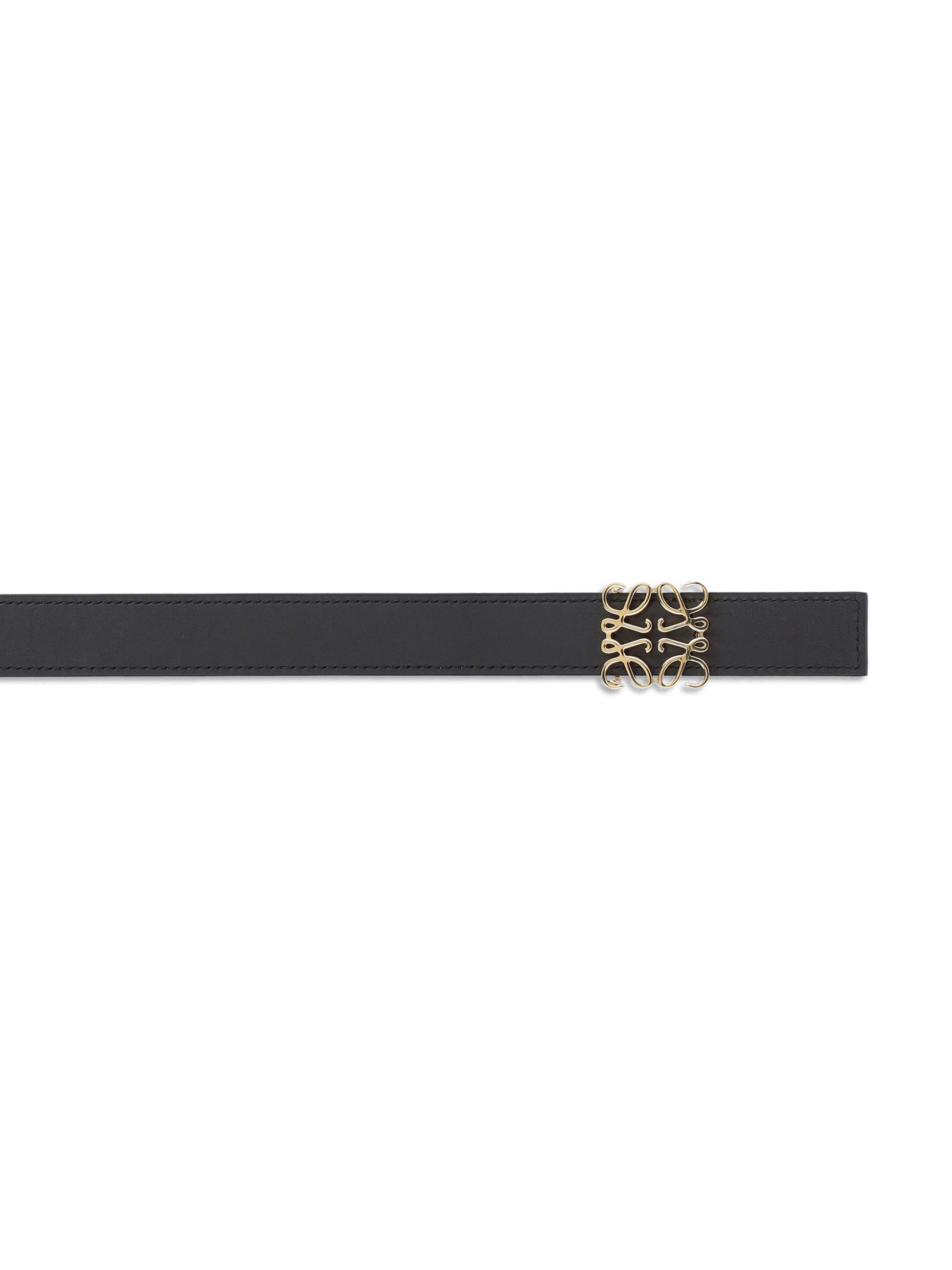 Cintura realizzata in pelle di vitello. E821Z26X03 2544 LOEWE 