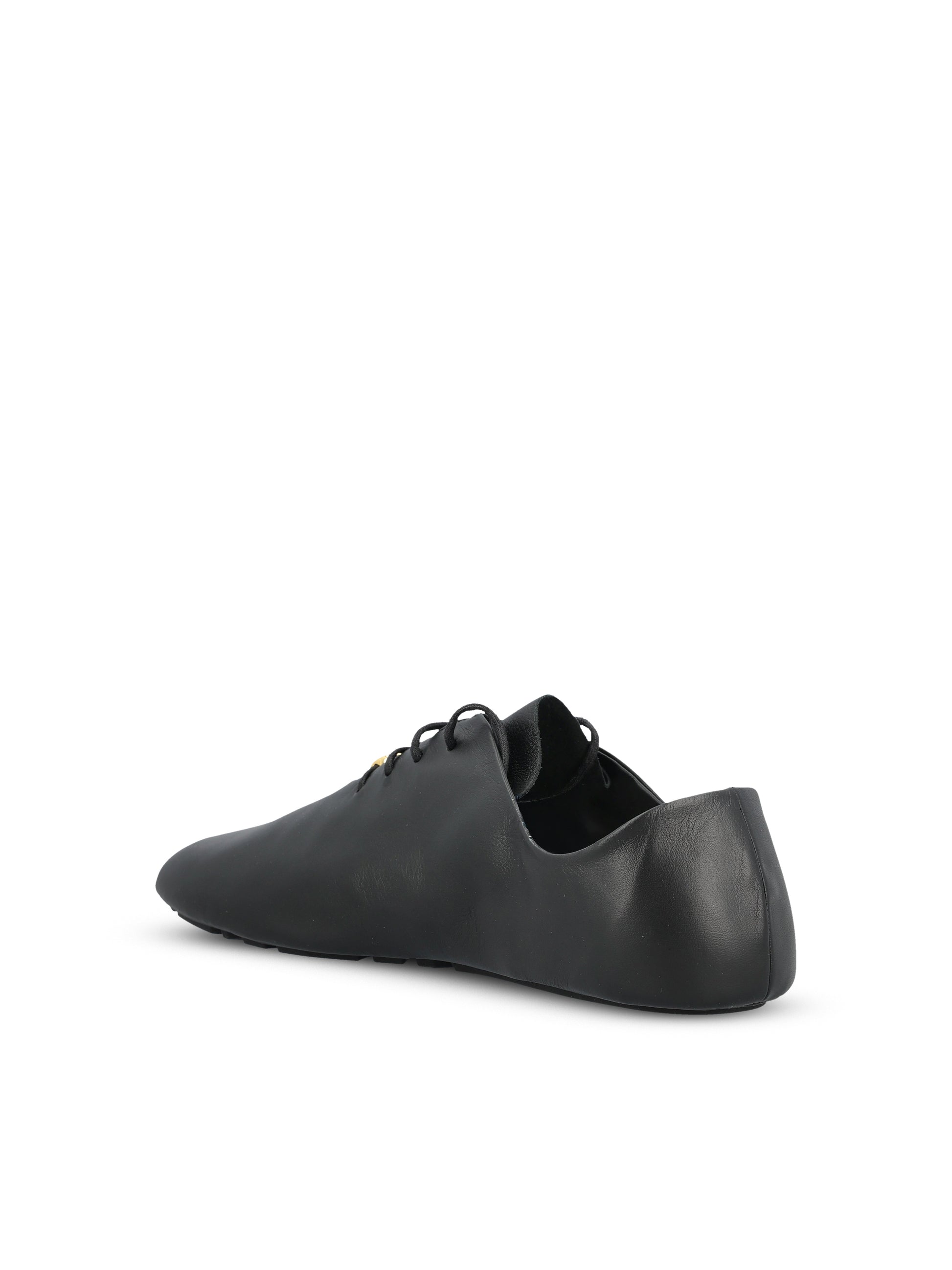 Scarpe realizzate in pelle. L815284X18 1100 LOEWE 